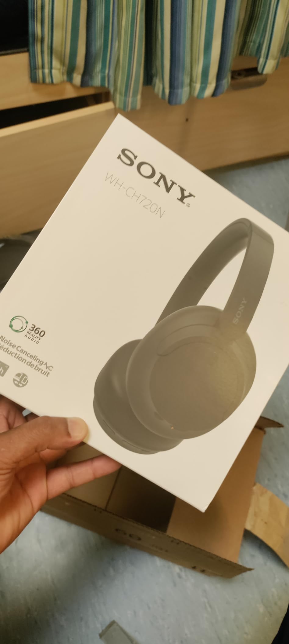 Sony WH-CH720N Noise Canceling Wireless Headphones Bluetooth Over The Ear Headset with Microphone and Alexa Built-in customer photo 2