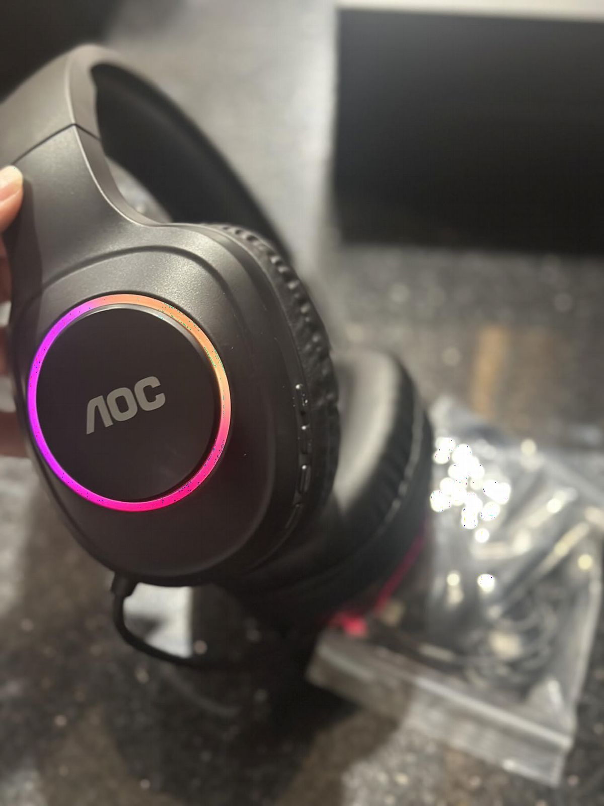 Razer Kraken V3 X Wired USB Gaming Headset, Lightweight, Black customer photo 2