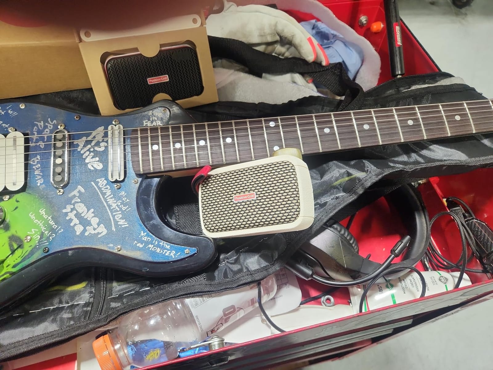 Positive Grid Spark GO 5W Ultra-Portable Smart Guitar Amp & Speaker customer photo 2