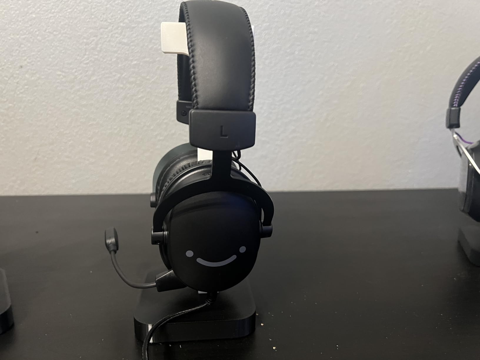 FIFINE USB PC Gaming Headset with 3.5mm Audio Jack, Detachable Microphone, 7.1 Surround Sound - H9 White customer photo 1