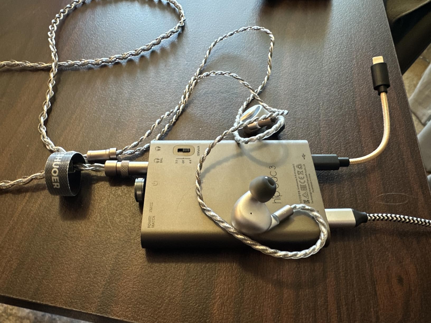 iFi Hip-dac2 Gold Edition - Portable Balanced DAC Headphone Amplifier for Android, iPhone with USB Input Only/Outputs: 3.5mm Unbalanced / 4.4mm Balanced - MQA Decoder customer photo 2