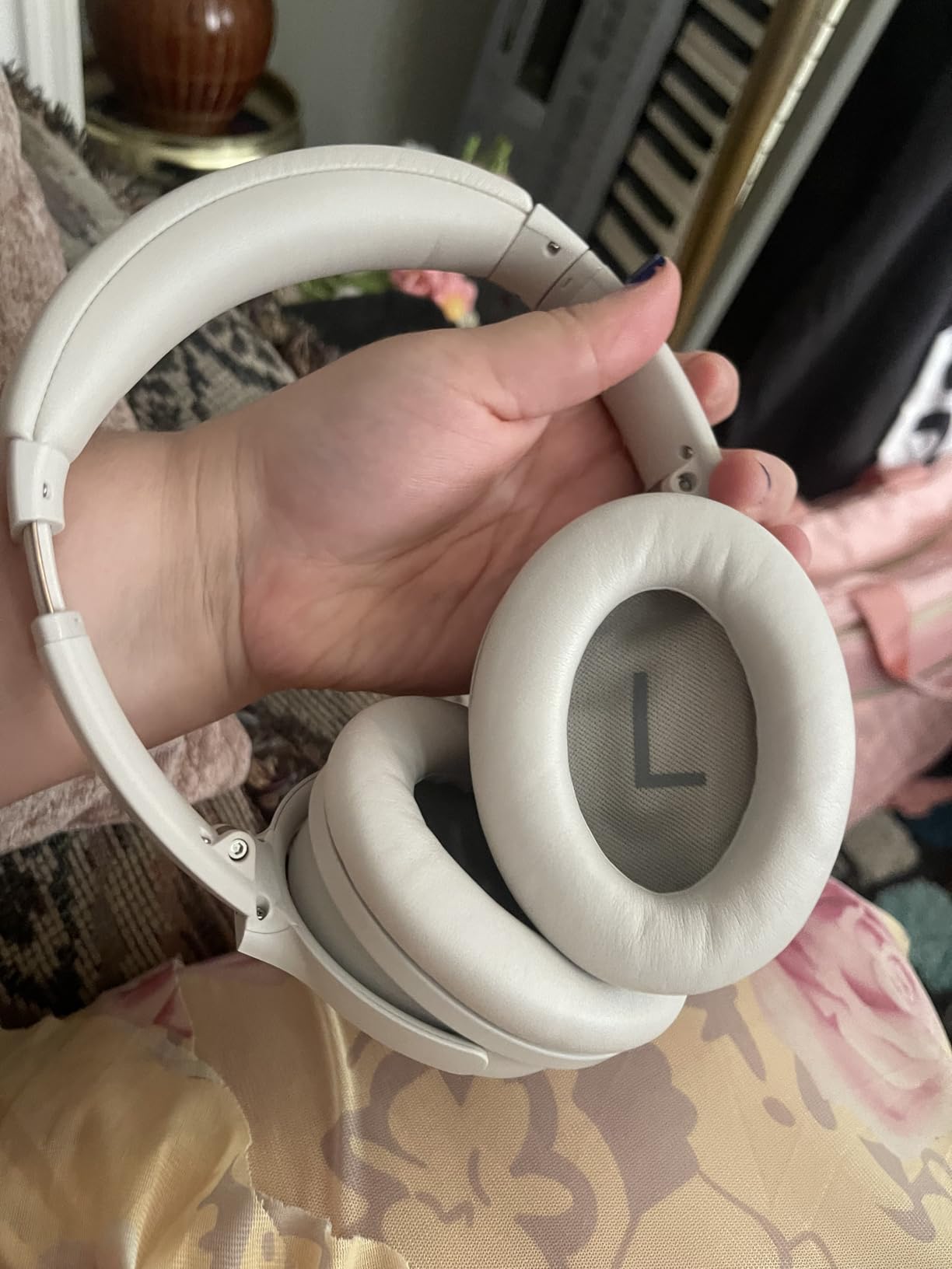 Bose QuietComfort Bluetooth Headphones, Wireless Headphones with Active Over Ear Noise Cancelling and Mic, Deep Bass, Up to 24 Hours of Playtime, Cypress Green customer photo 1