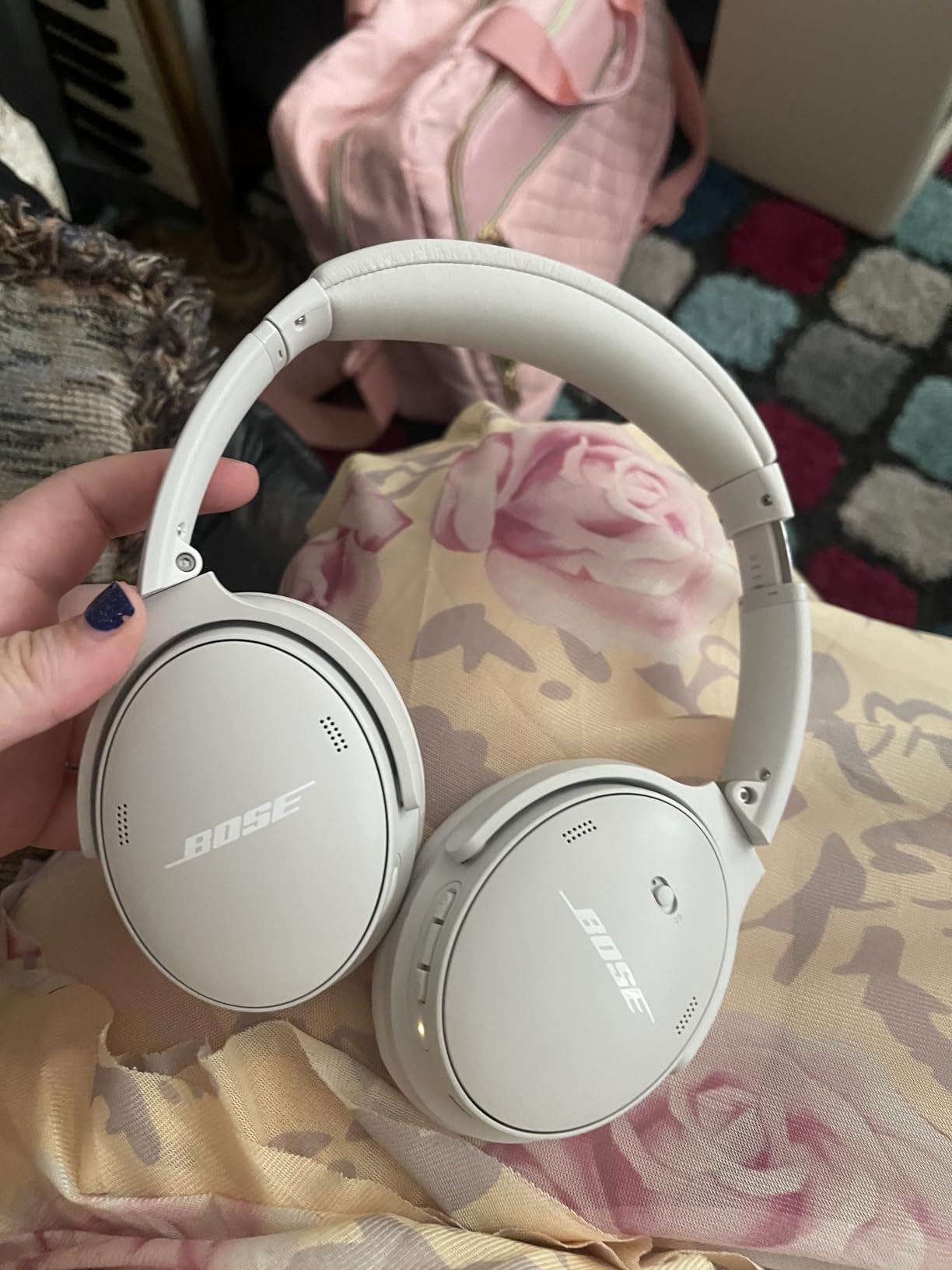 Bose QuietComfort Headphones - Wireless Bluetooth Headphones, Active Over Ear Noise Cancelling and Mic, USB-C Charging, Deep Bass, Up to 24 Hours of Playtime, White Smoke customer photo 2
