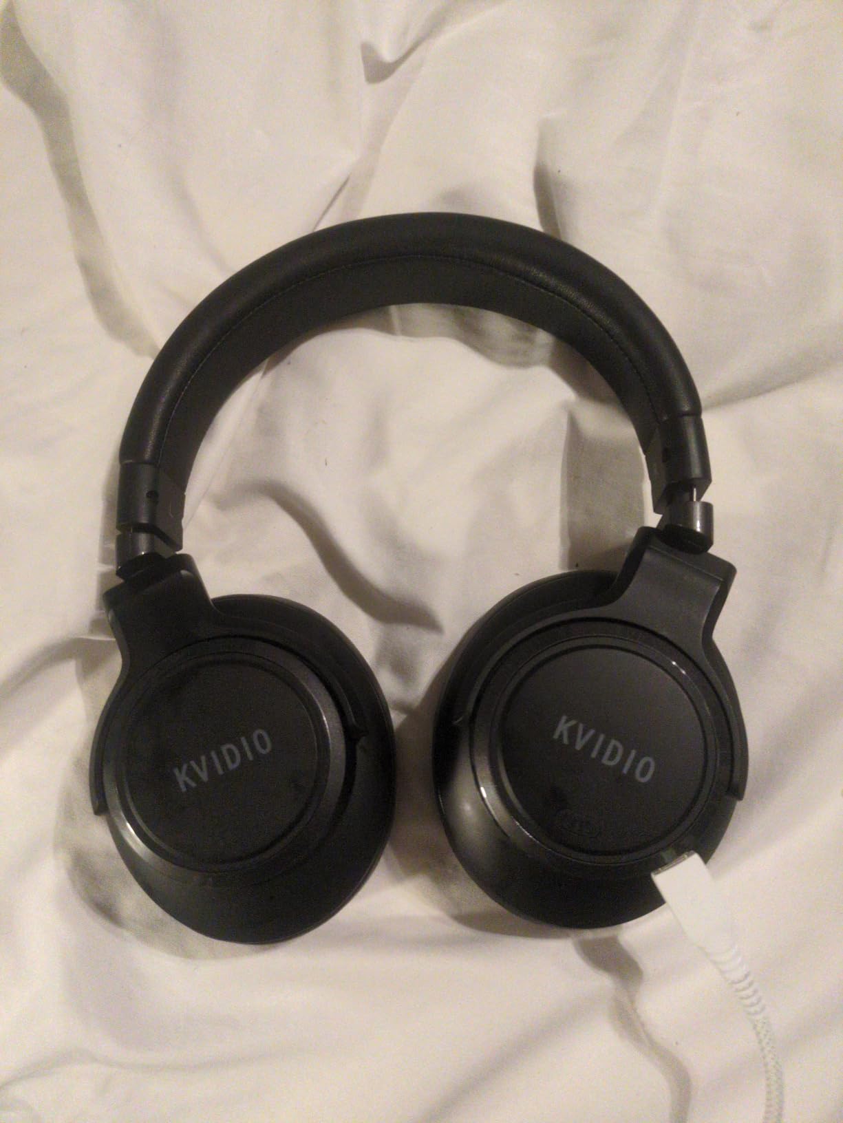 KVIDIO Hybrid Active Noise Cancelling Headphones Over Ear customer photo 2