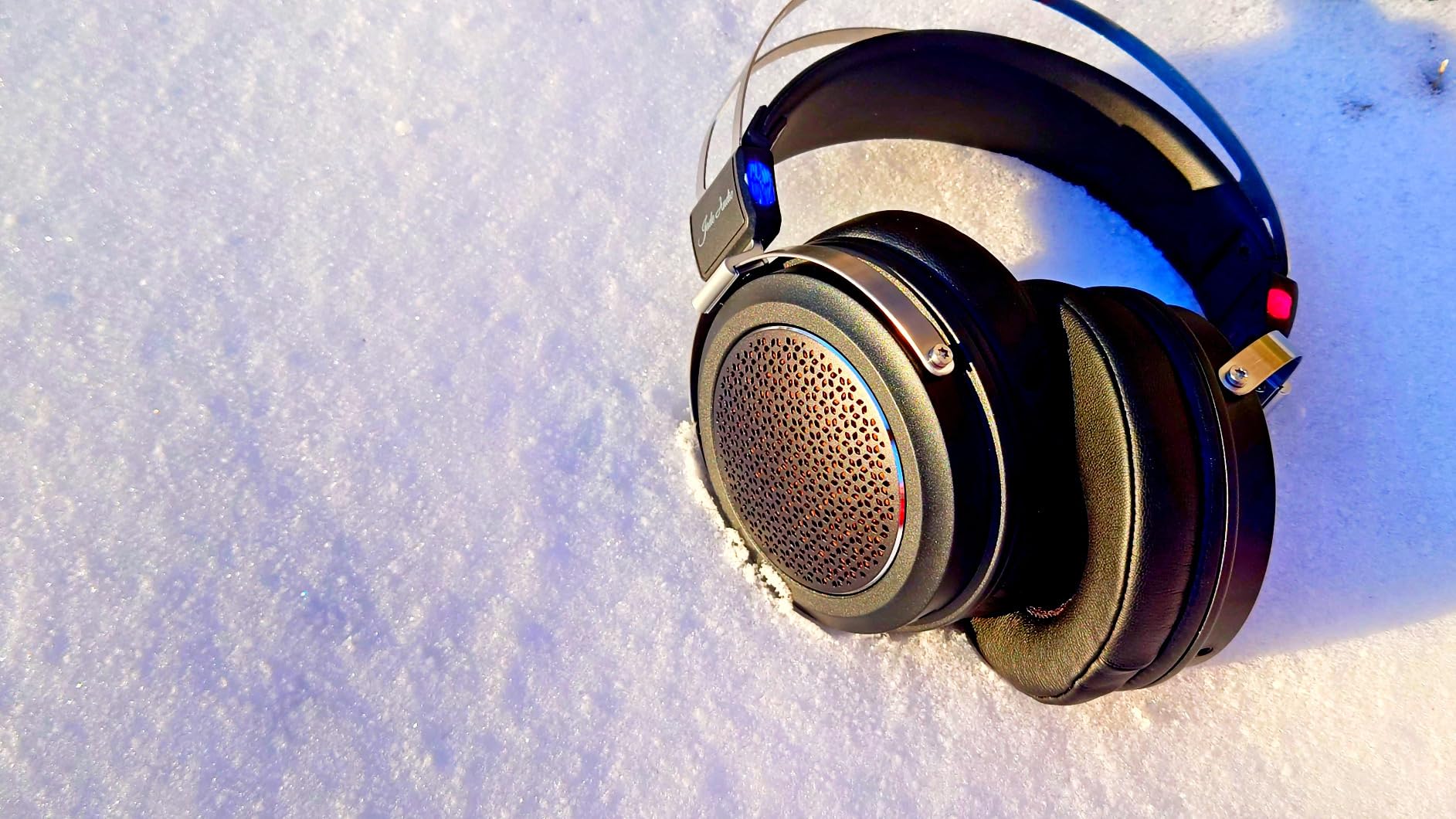 FiiO JadeAudio JT1 Professional Studio Headphones for Recording Gaming Headset customer photo 1