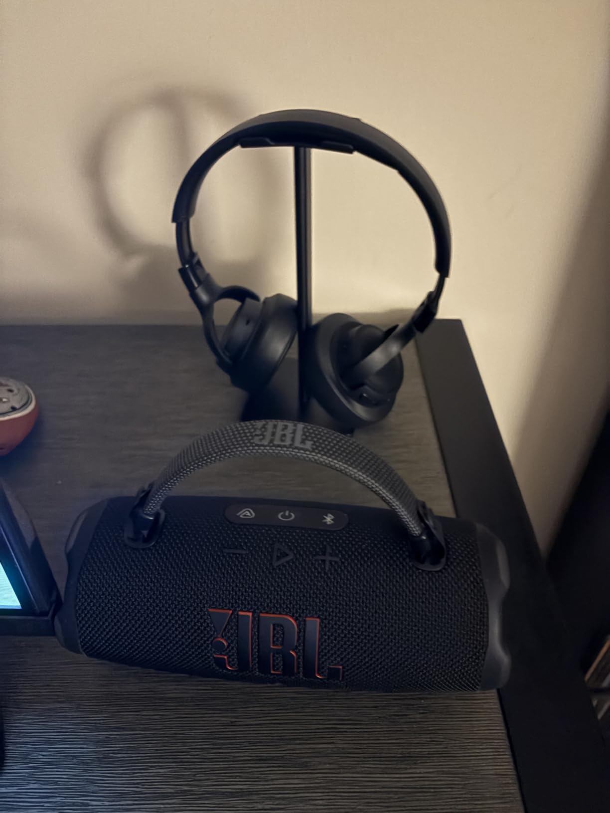 JBL Tune 770NC - Wireless Over-Ear Headphones - White | Adaptive Noise Cancelling with Smart Ambient, Bluetooth 5.3 with LE Audio, JBL Pure Bass Sound customer photo 1