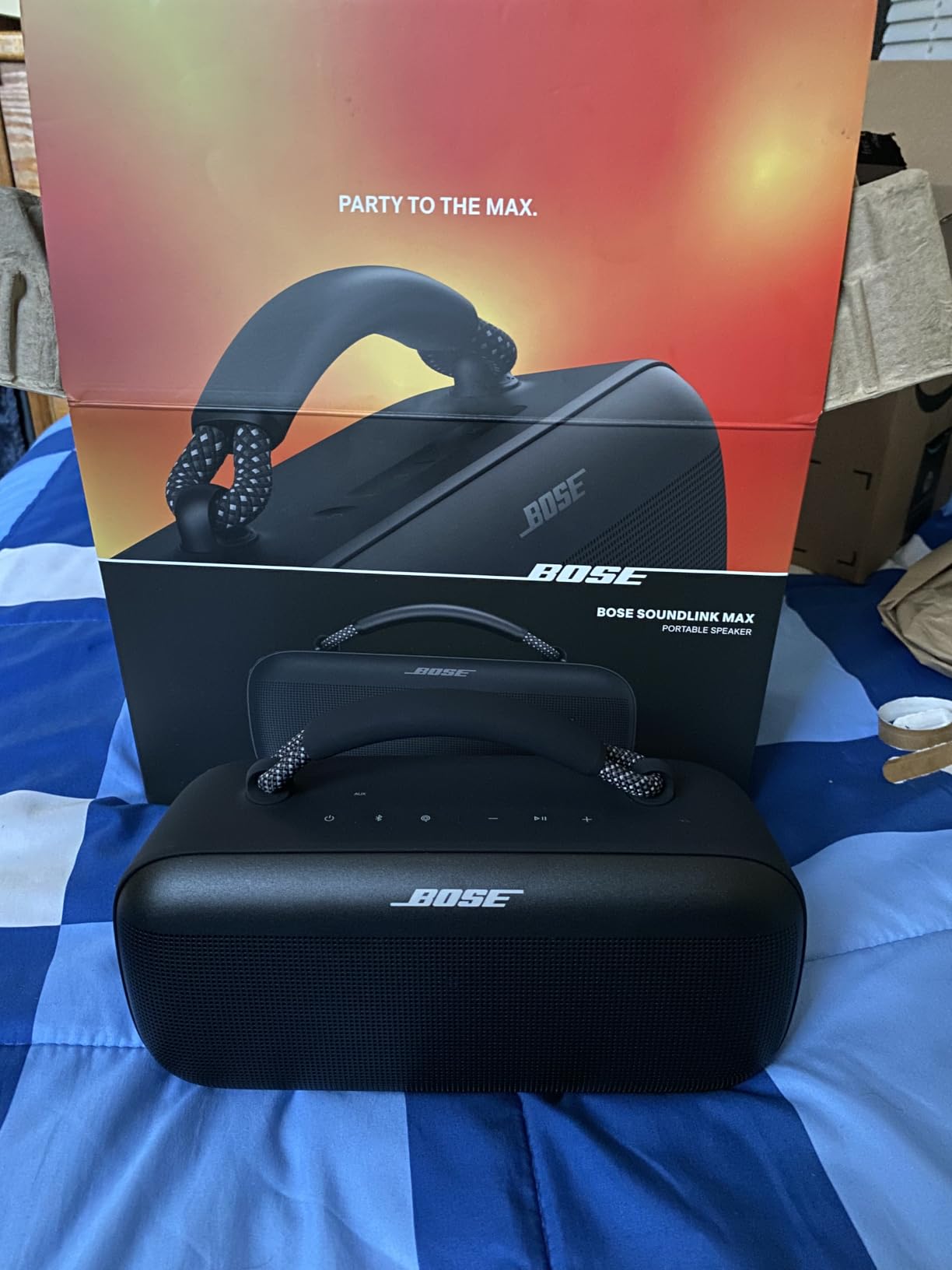 Bose SoundLink Max Bluetooth Speaker - Portable Wireless Party Speaker, IP67 Waterproof, Rope Handle, Up to 20 Hours of Playtime, USB-C, Built-in 3.5mm AUX Input, Blue Dusk customer photo 1