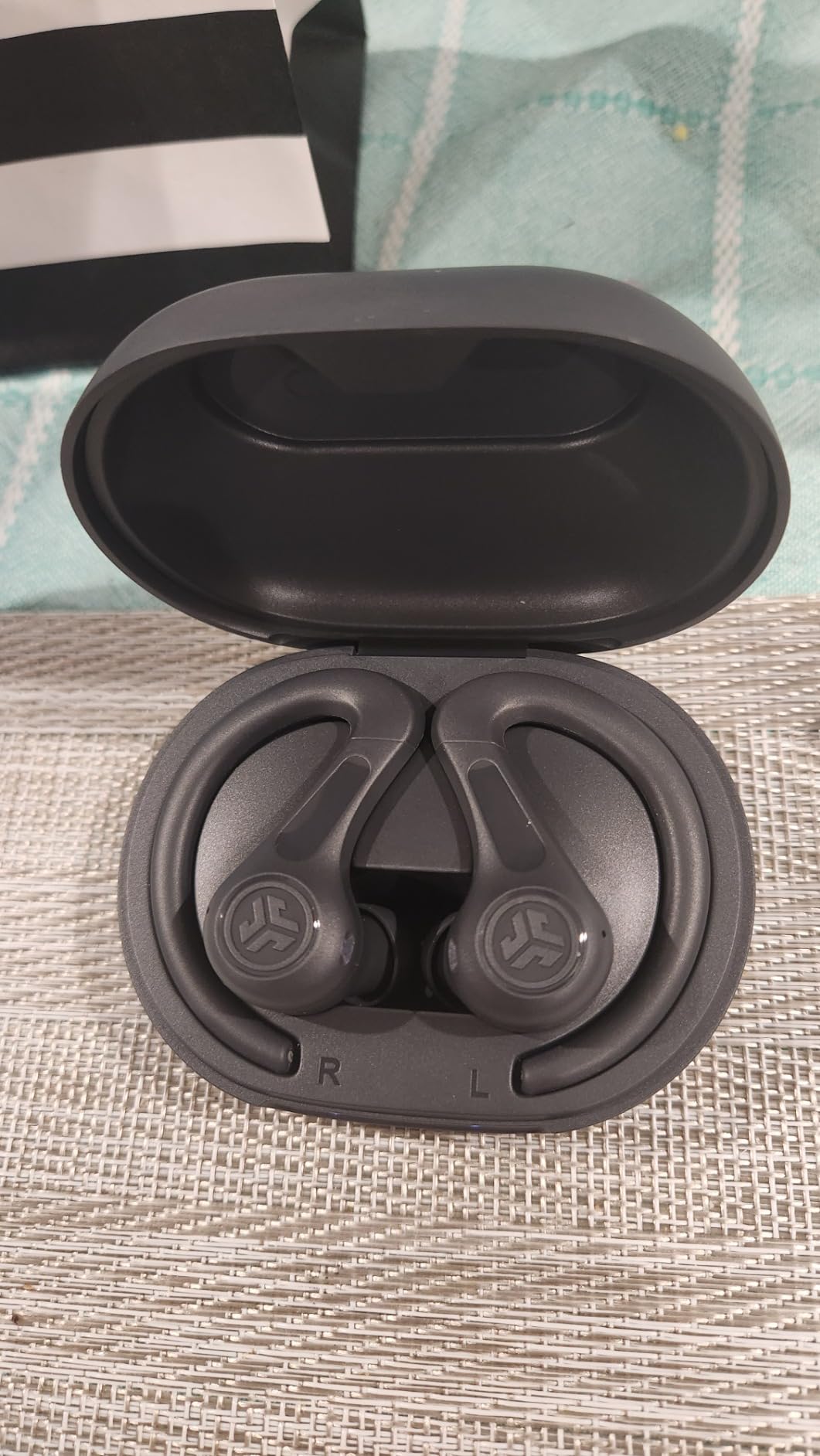 JLab, JBuds Sport ANC 4, True Wireless Earbuds, Active Noise Cancelling, Bluetooth, Multipoint Connect, Cobalt Blue customer photo 2