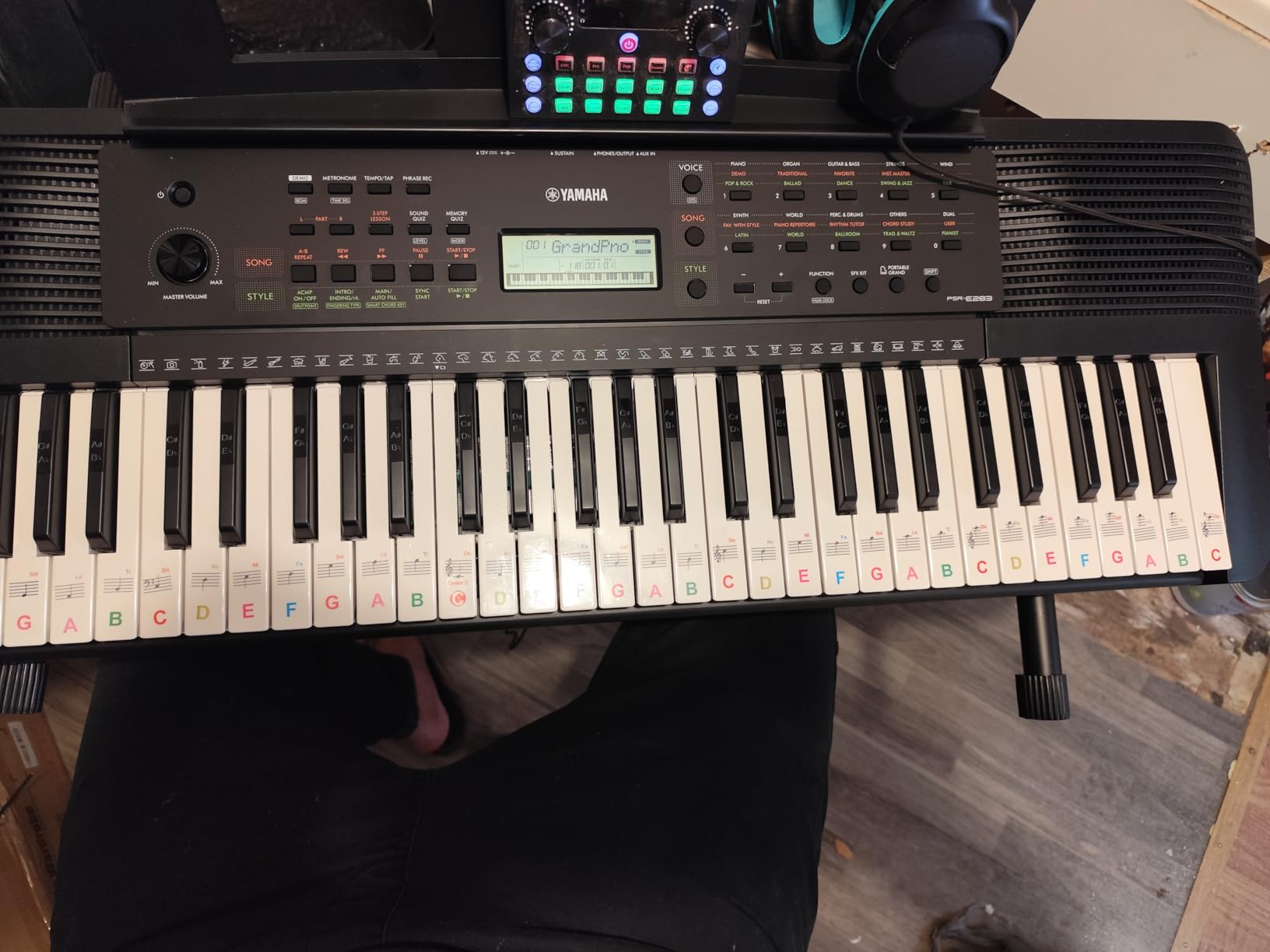 Yamaha 61-Key Portable Keyboard for Beginners with Learning Tools, Music Rest and Power Adapter PSRE283 customer photo 1