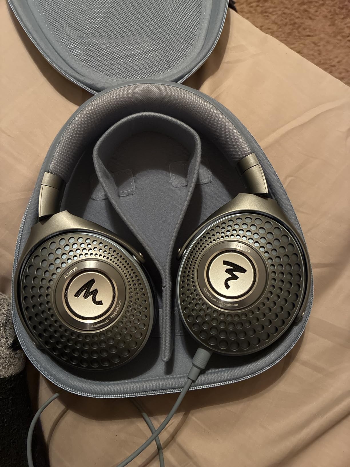 Focal AZURYS High-Fidelity Closed-Back Headphones customer photo 1