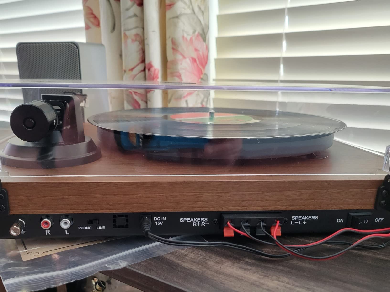 ANGELS HORN Vinyl Record Player with Speakers, Bluetooth Hi-Fi Turntable customer photo 2
