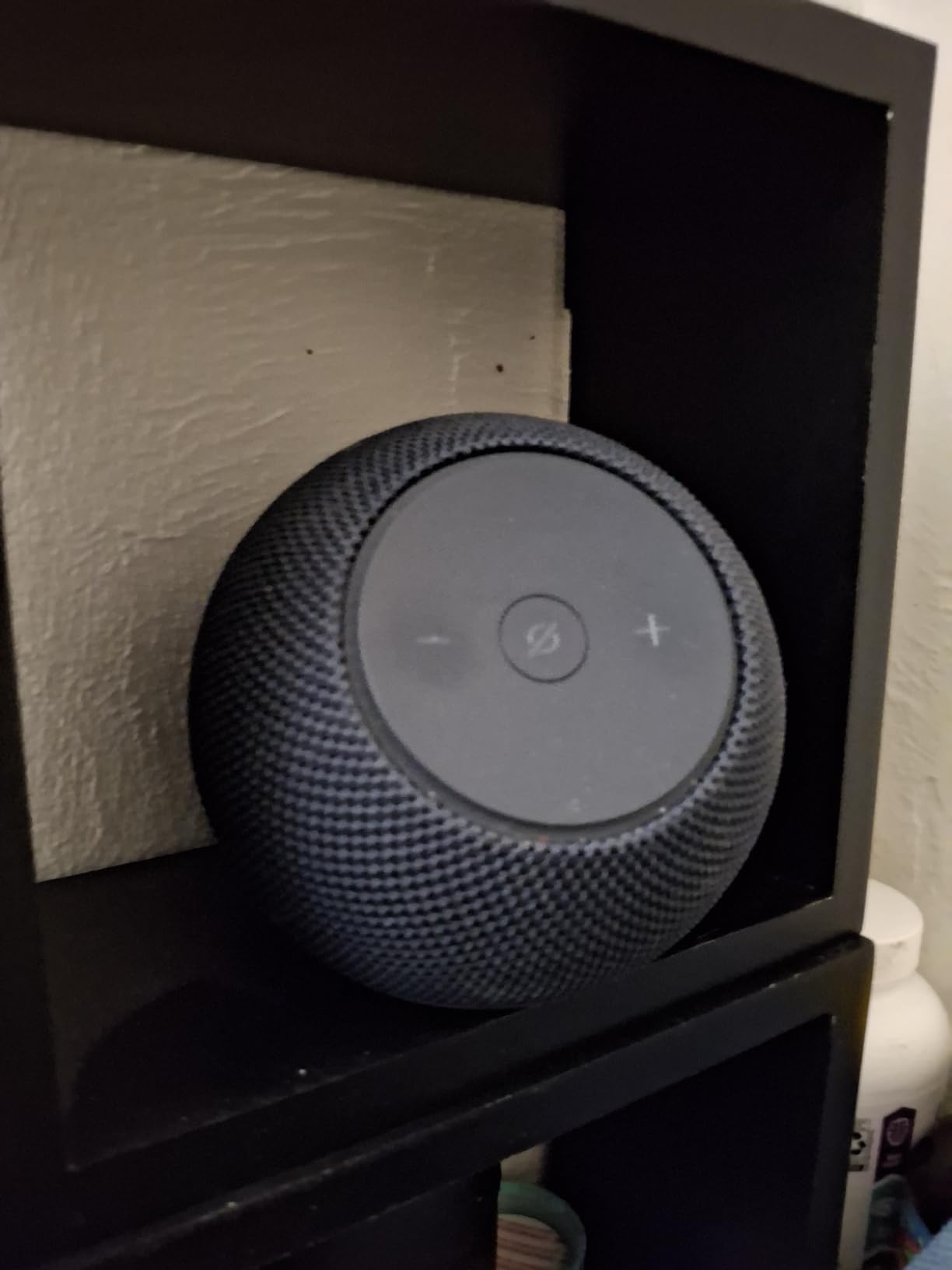 Amazon Echo Dot Max (newest model), Alexa speaker with room-filling sound and nearly 3x bass, Great for living rooms and medium-sized spaces, Designed for Alexa+, Graphite customer photo 2