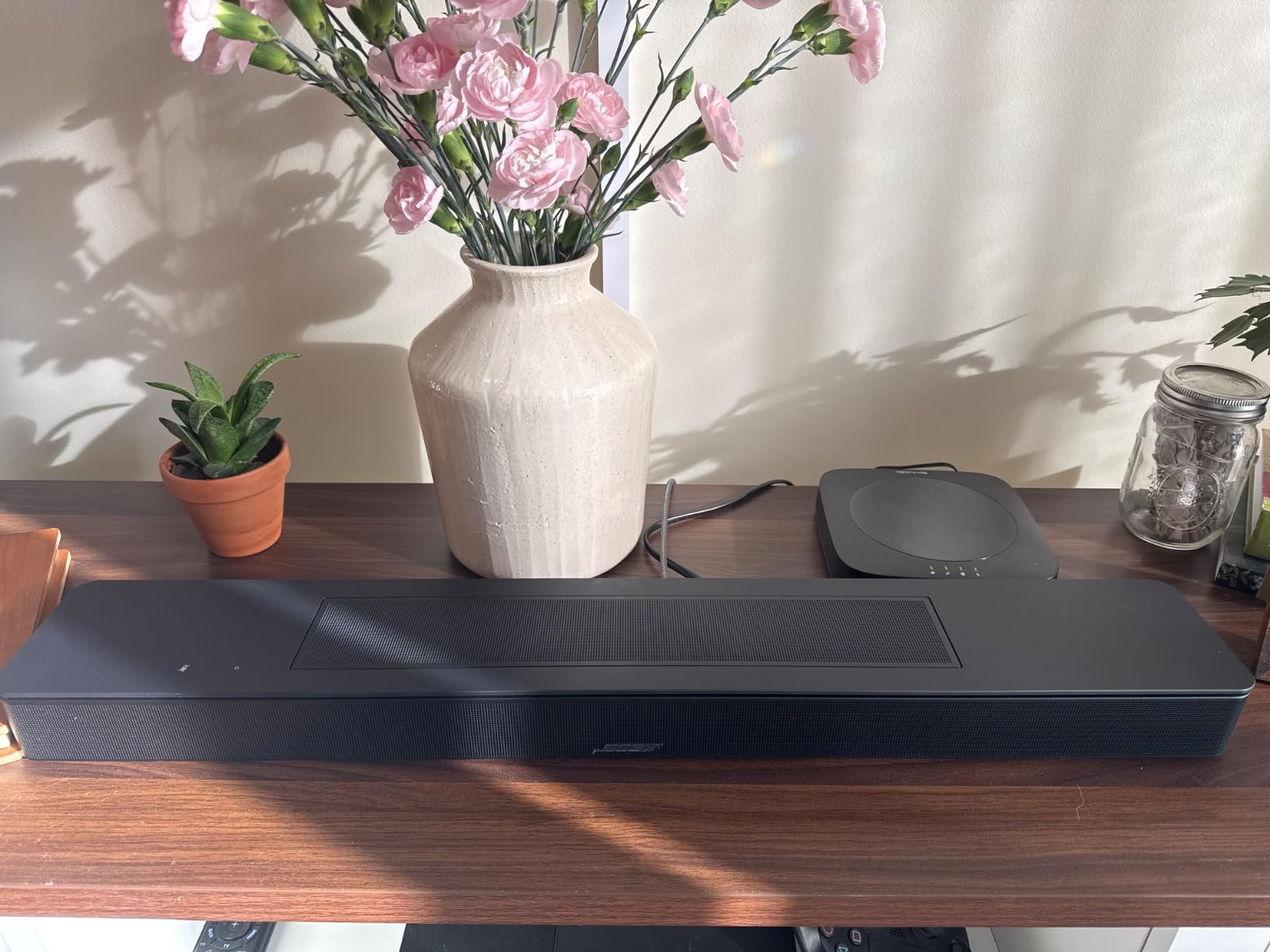 Bose Smart Dolby Atmos Soundbar, All-in-One Soundbar for TV, A.I. Dialogue Mode, Voice Control and Amazon Alexa Built-in, Supports Bluetooth/AirPlay/Spotify Connect/Chromecast, Black customer photo 1