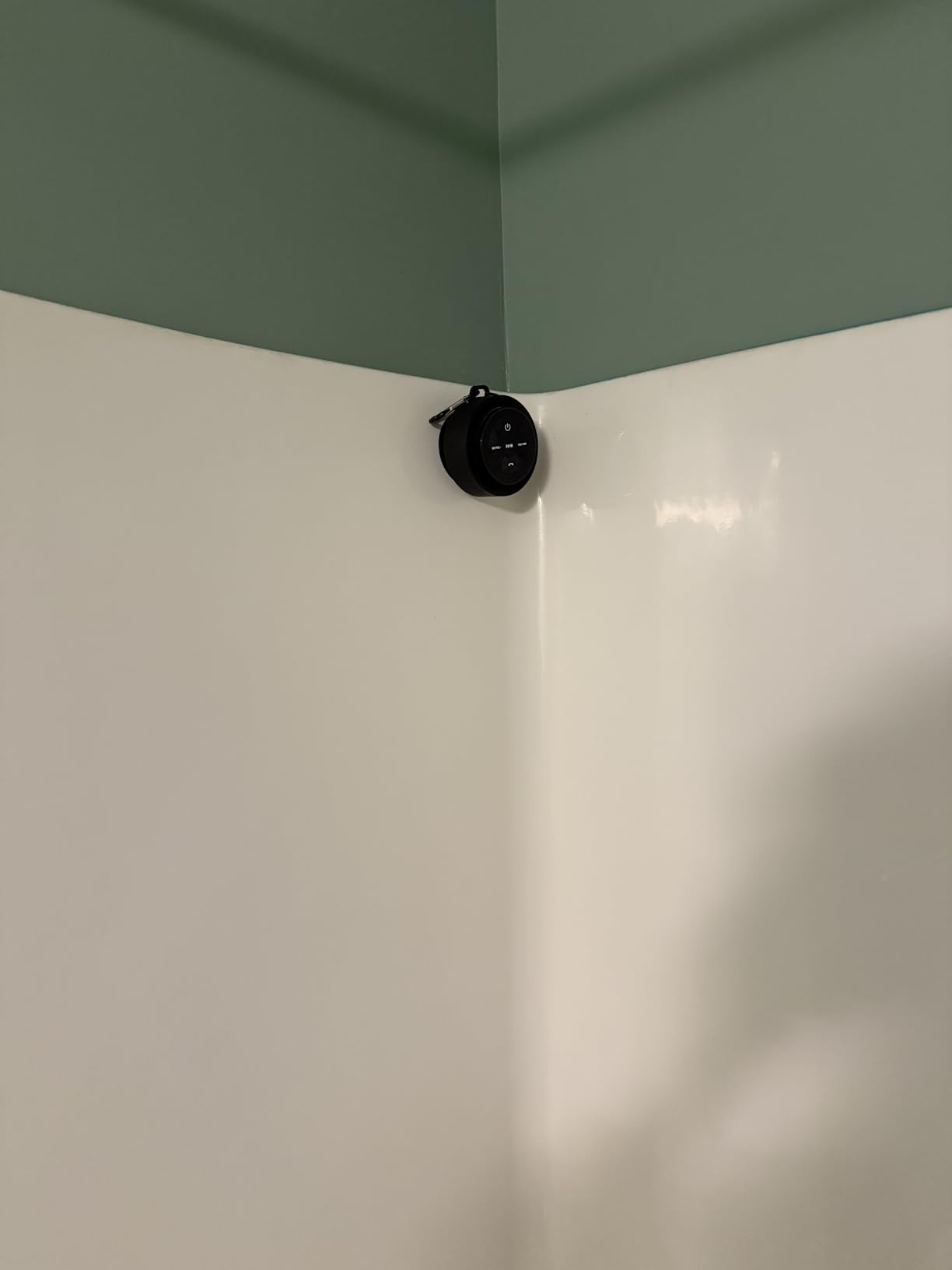 XLEADER Pro Shower Speaker (Upgraded) Certified IPX7 Waterproof Bluetooth Speaker, 8W Crystal Sound&Rich Bass, 15H Playtime, with Suction Cup, Silicone Lanyard, Ideal Gifts, SoundAngel Mate(2 Gen) customer photo 2