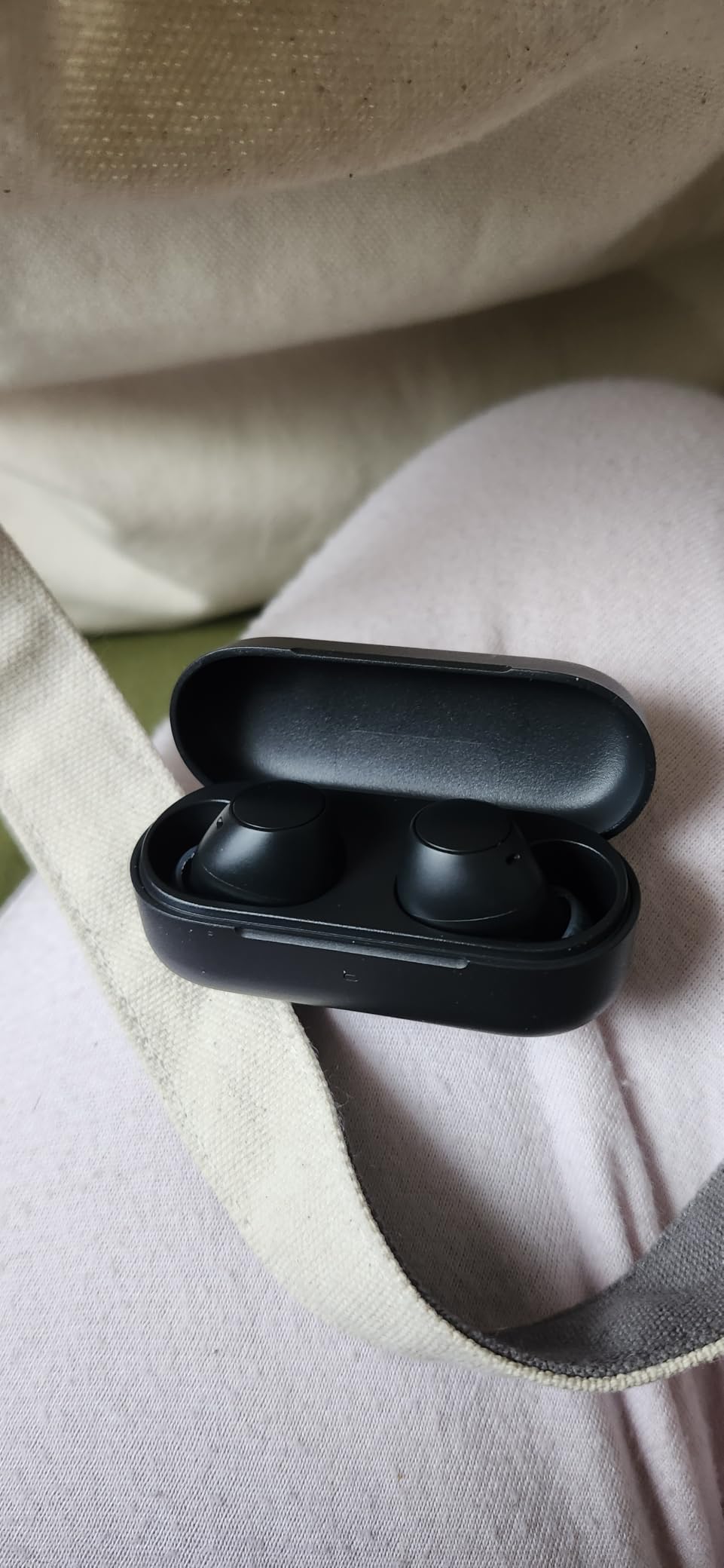 Sony WF-C510 Truly Wireless Bluetooth Earbud Headphones, Black customer photo 1