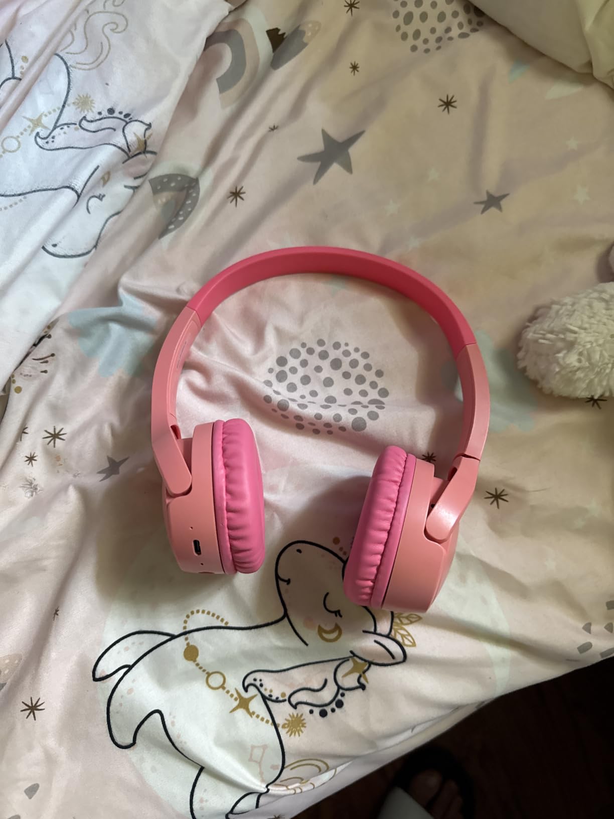 Belkin SoundForm Mini Bluetooth Kids Headphones with Case, 30H Battery Life, 85dB volume limiter, built-in mic customer photo 2