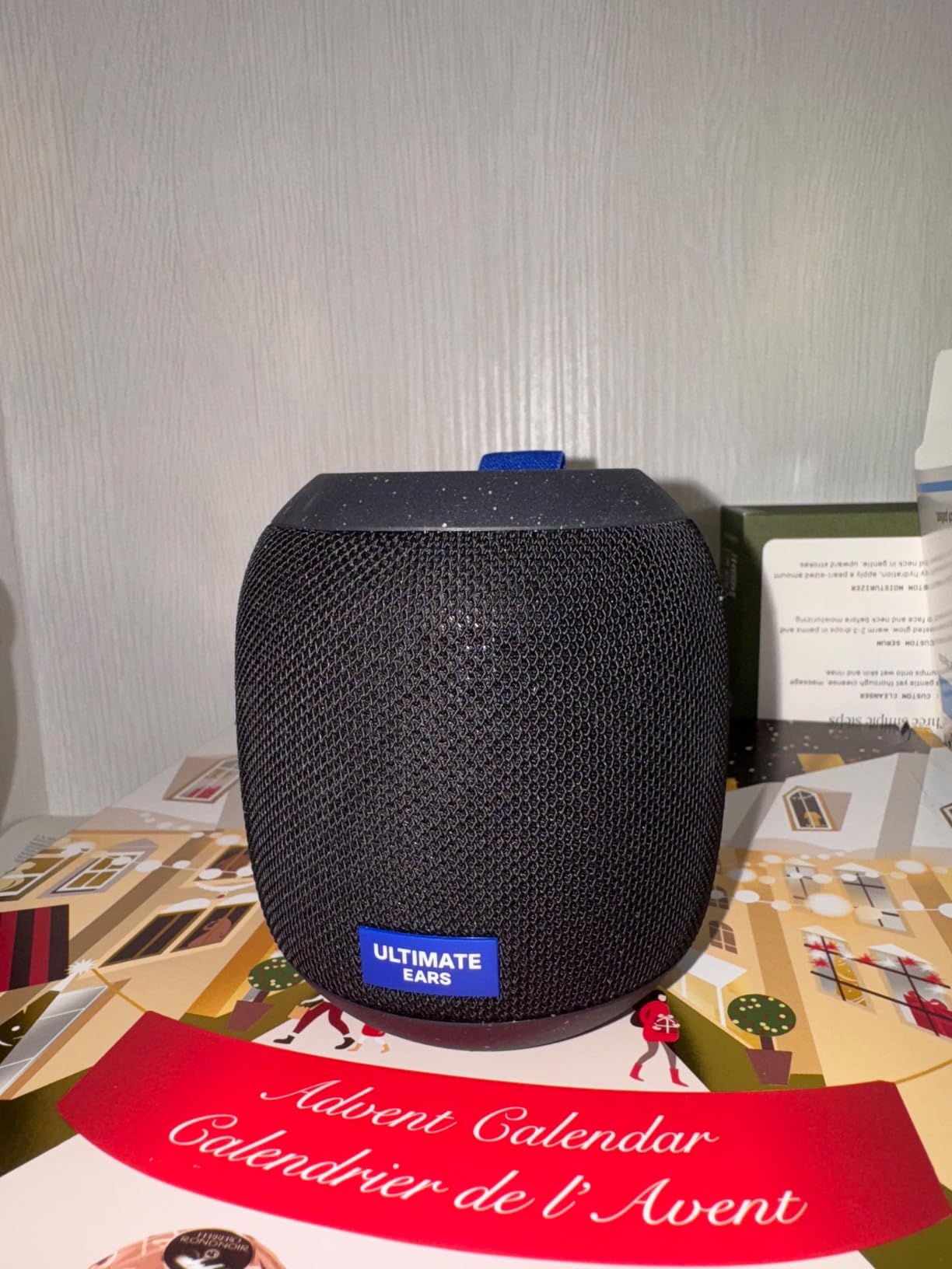 Ultimate Ears WONDERBOOM Play Waterproof Speaker - Black customer photo 1