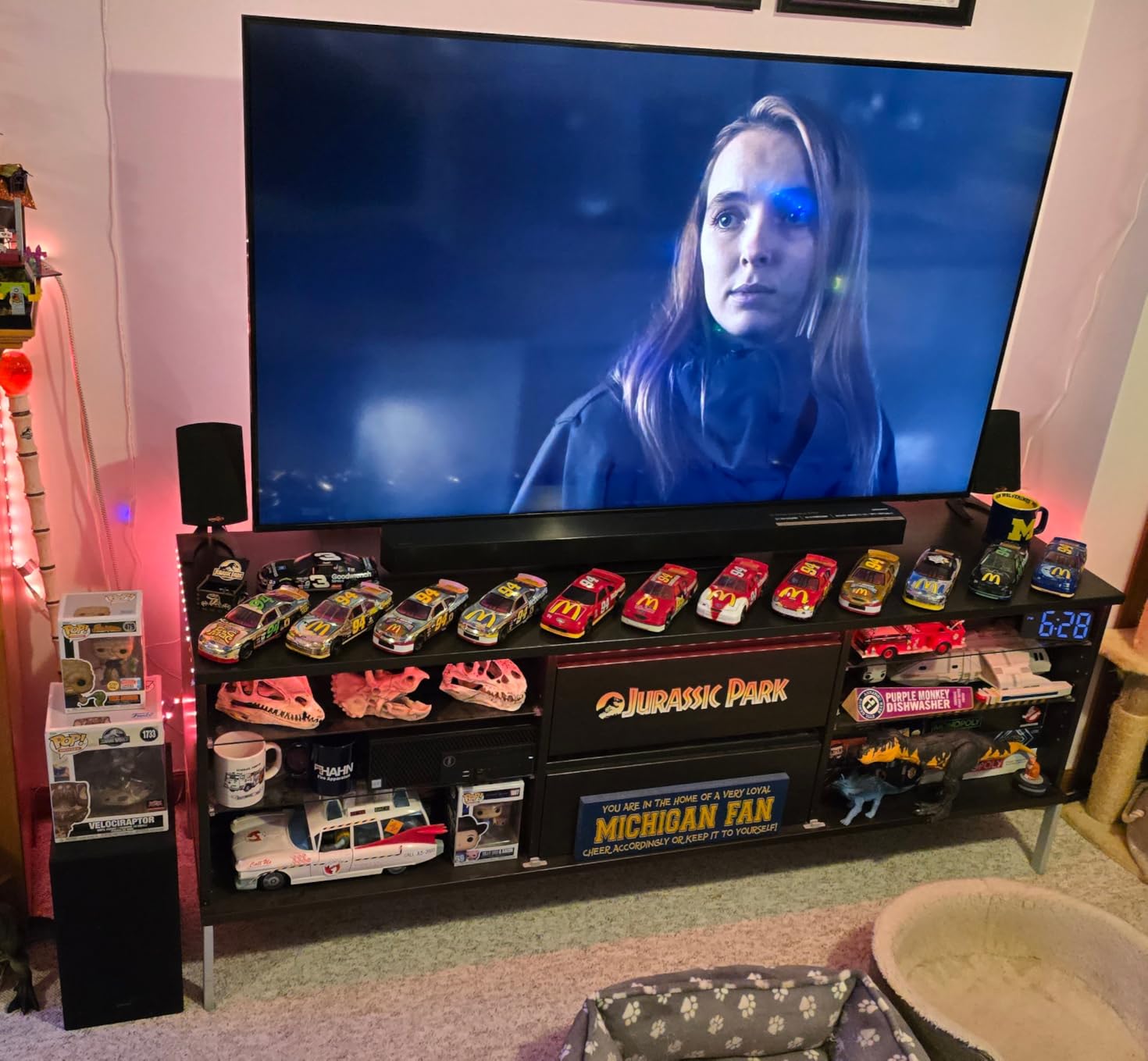 Samsung B-Series Soundbar HW-B750F 5.1 ch Subwoofer (2025 Model) Voice Enhance Mode, Q-Symphony, Adaptive Sound customer photo 1