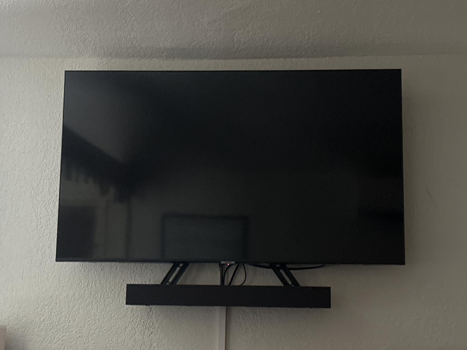 Samsung B-Series Soundbar HW B400F 2.0 ch Soundbar with Built in Subwoofer (2025 Model) One Remote Control, Surround Sound Expansion, Voice Enhance Mode customer photo 1