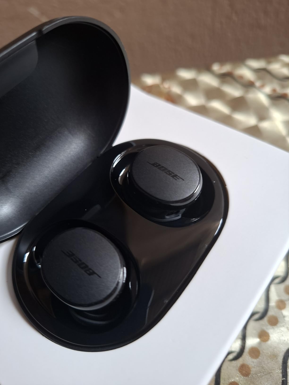Bose QuietComfort Earbuds - True Wireless Bluetooth Earbuds with Active Noise Cancellation and Mic, USB-C Charging, IPX4 Rating, Up to 8.5 Hours of Playtime, Twilight Blue - Limited Edition Color customer photo 2