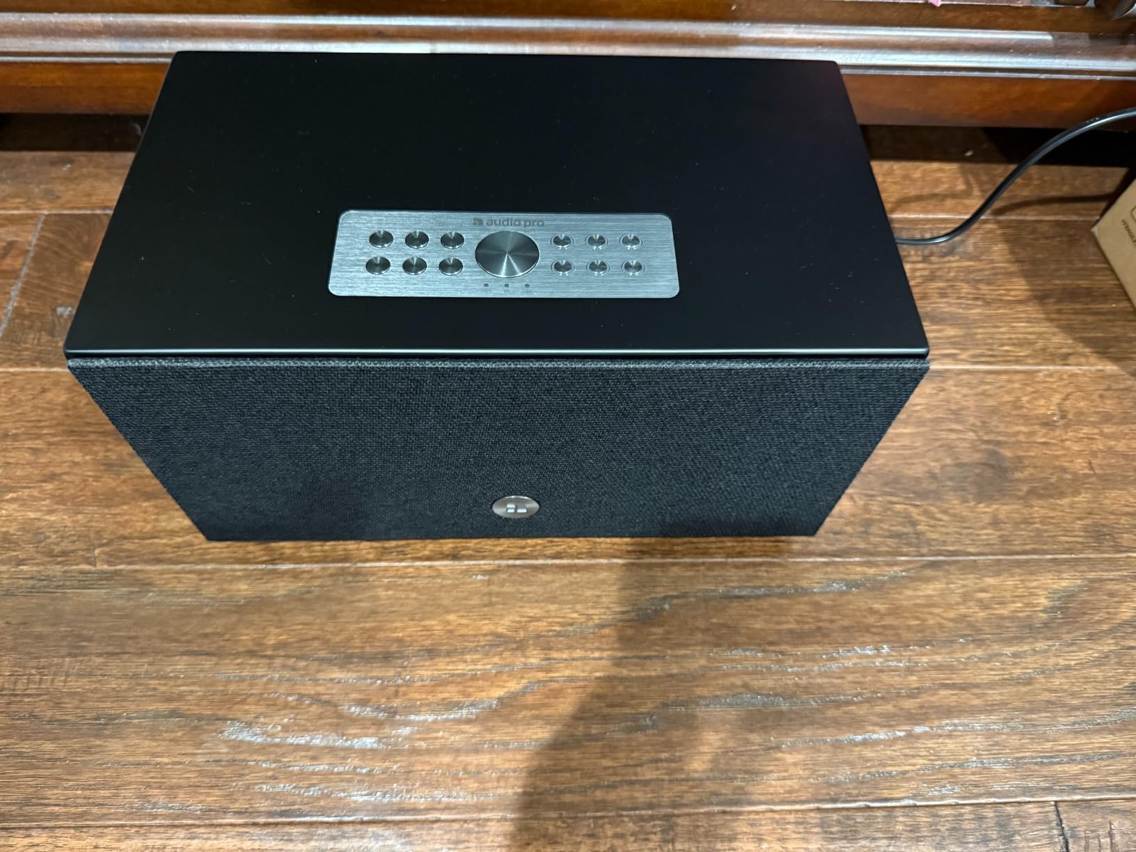 C10 MKII Wireless Speaker, WiiM Edition | High-Fidelity Sound, Multi-Room, Bluetooth, Wi-Fi | Compatible with AirPlay 2, Google Cast, Siri, WiiM Home App, Stream Spotify, TIDAL & More, White customer photo 1