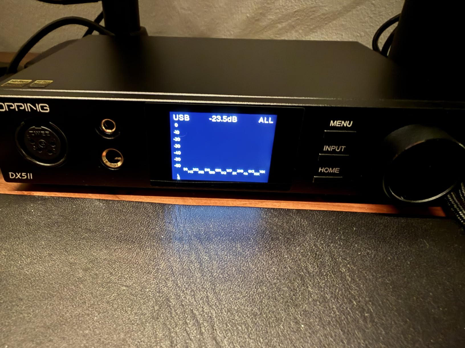 TOPPING DX5 II Hi-Res DAC & Headphone Amp Combo - Dual ES9039Q2M, X-Hybrid Amp, 10-Band PEQ, LDAC Bluetooth 5.1, 4.4mm Balanced & 6.35mm Headphone Output, Preamp Mode, 12V Trigger (Black) customer photo 2