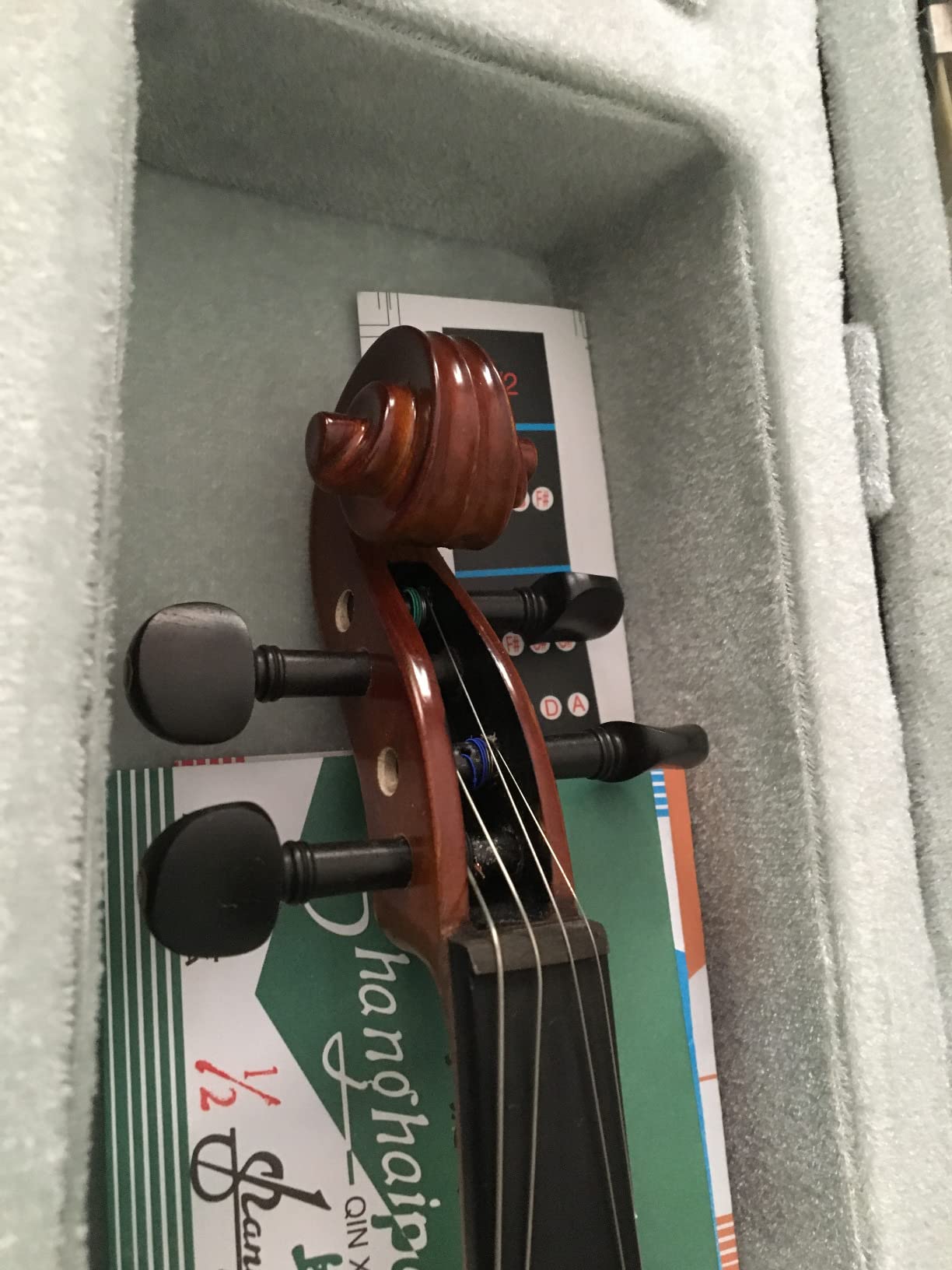 Vangoa Violin 4/4 Full Size Set, Handcrafted Entry Level Acoustic Violin Set with Lightweight Hard Case, Suitable for Beginners, Teens, 12+, Adults, Right Handed Players customer photo 1