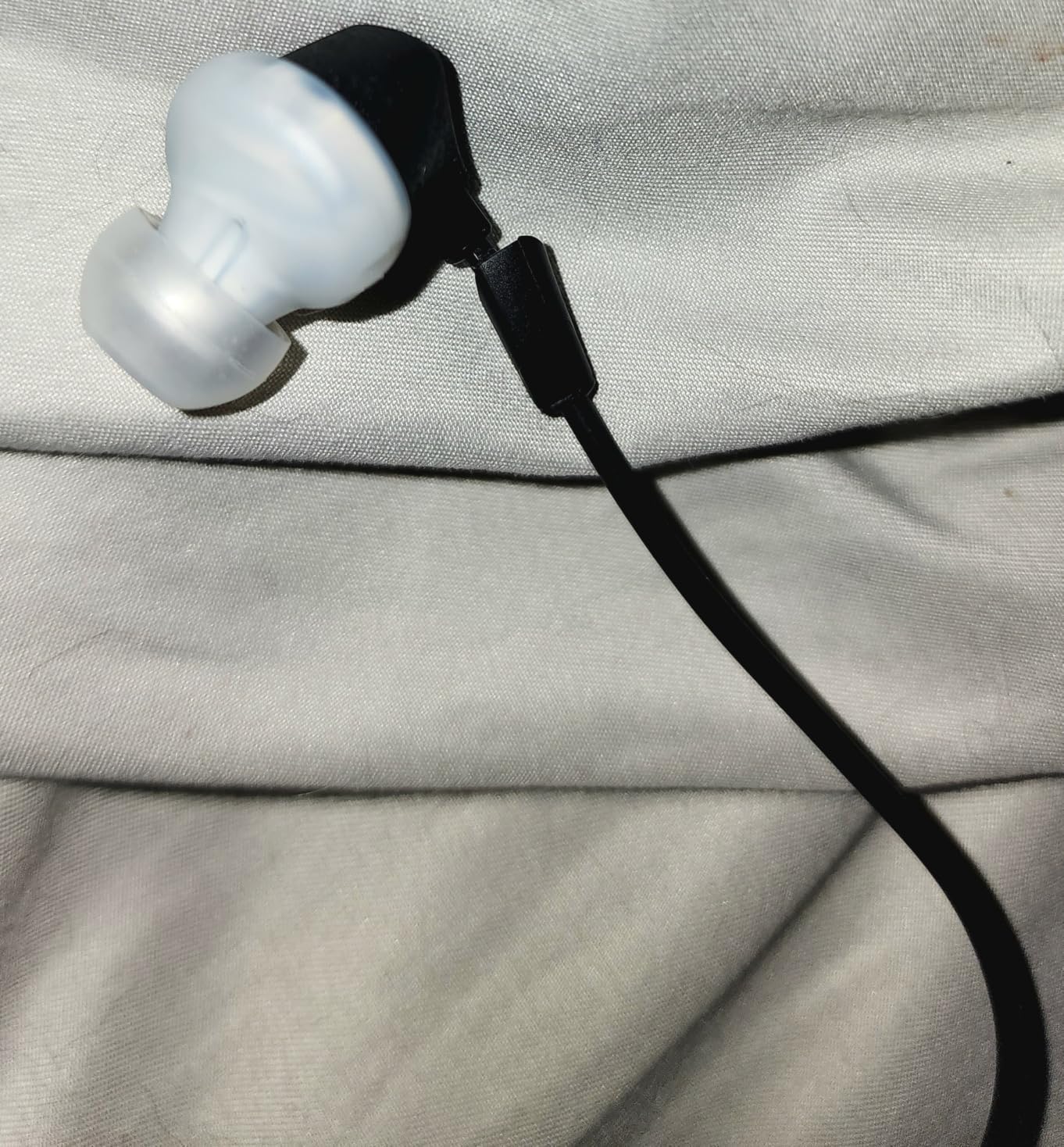 JBL Endurance Run 3 - Wired Sport Headphones - Black/Gray customer photo 1