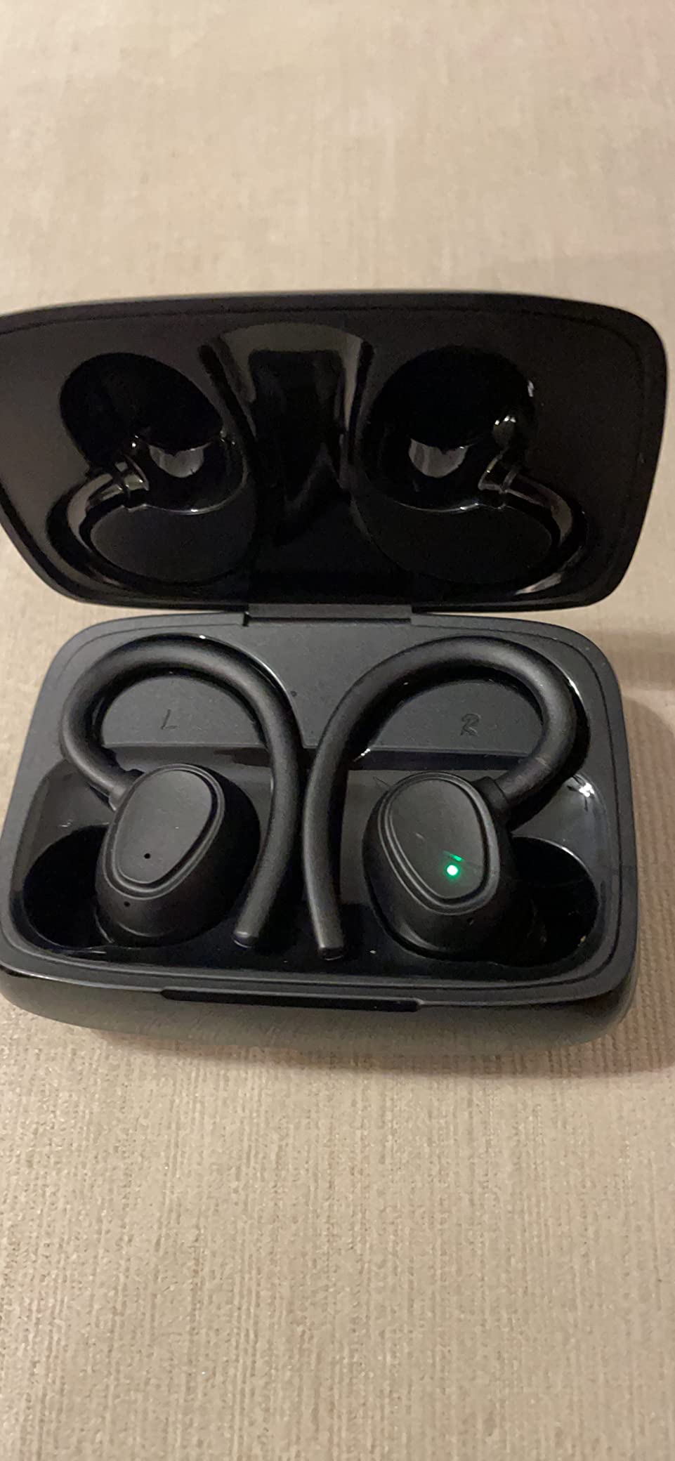 Ordtop Sport Wireless Earbuds with Earhooks, 70H Playtime, IPX8 Waterproof customer photo 1