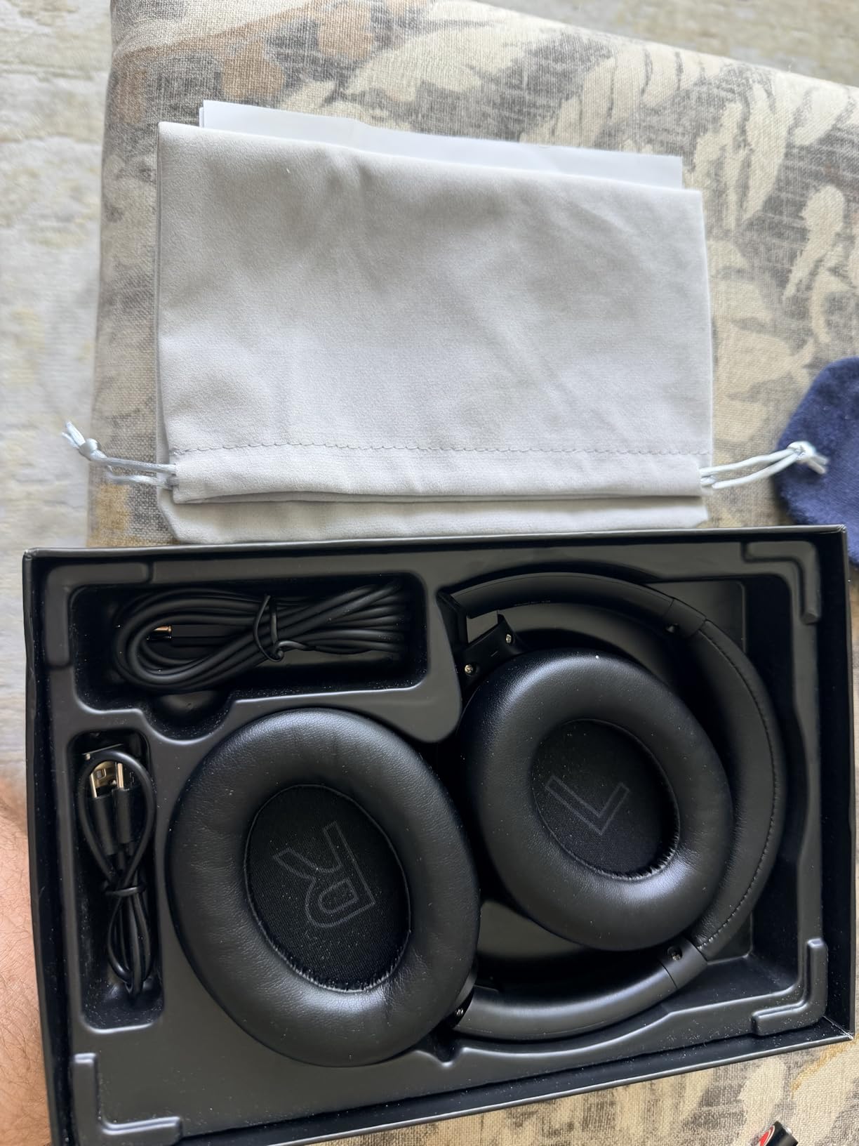 Hybrid Active Noise Cancelling Bluetooth 6.0 Headphones 120H Long Playtime, 6 ENC Mic, Over Ear Headphones Wireless, Hi-Res Audio, Memory Foam Earcup, Transparency Mode ANC Headphone for Travel Office customer photo 1