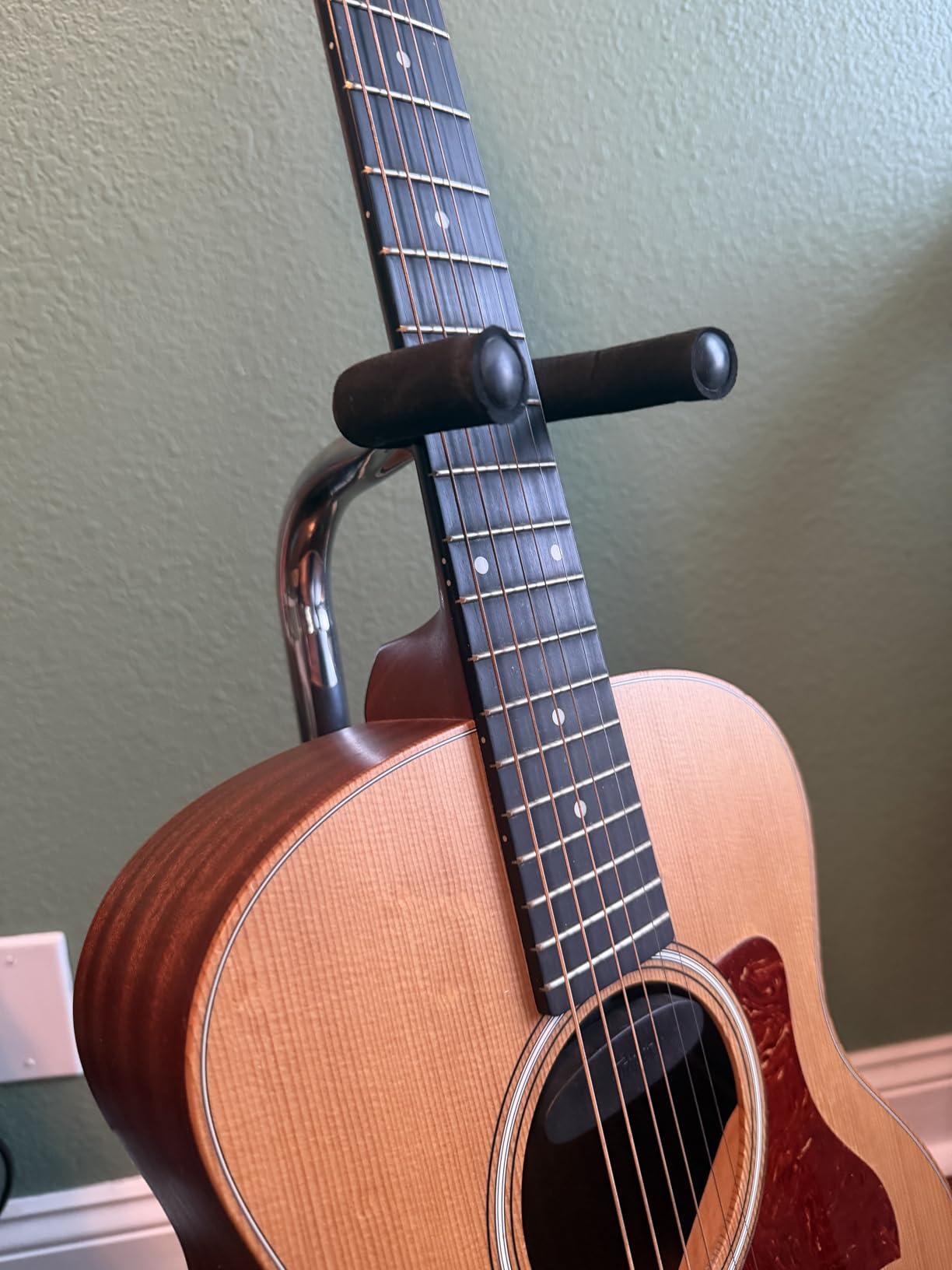 OnStage XCG4 Black Tripod Guitar Stand, Single customer photo 2