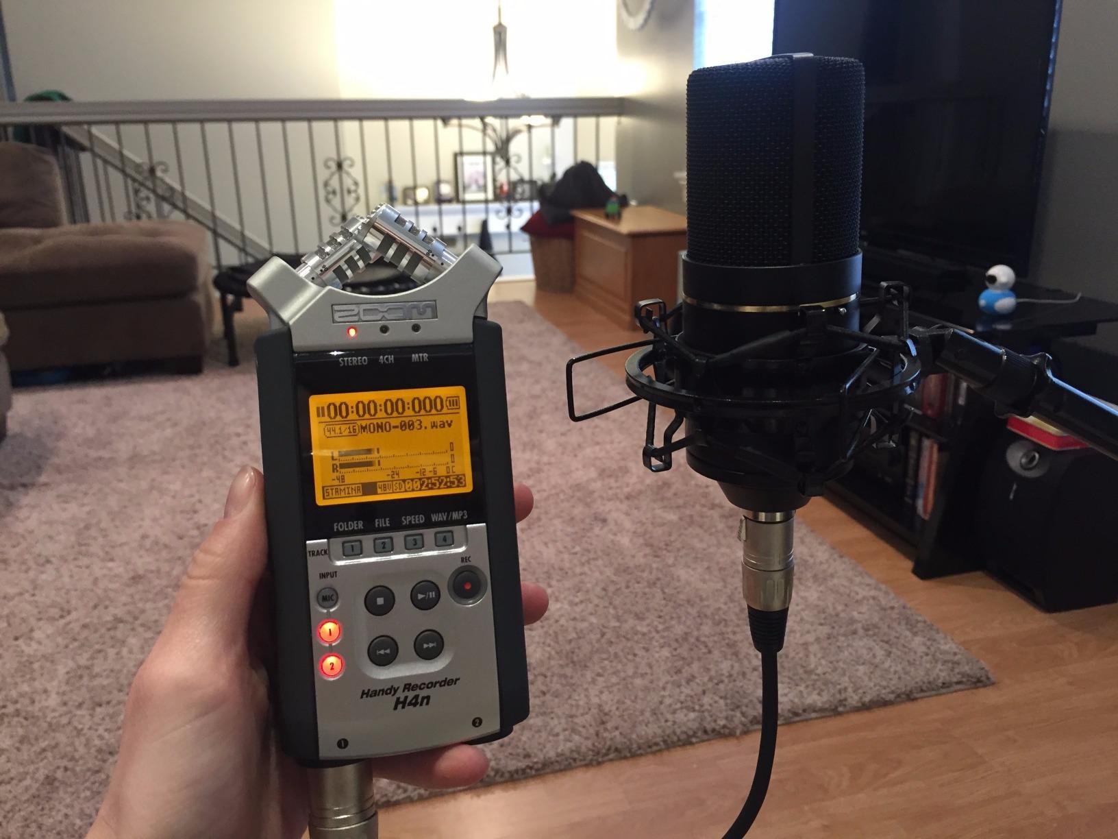 MXL 770 Condenser Microphone, Cardiod - Black customer photo 1