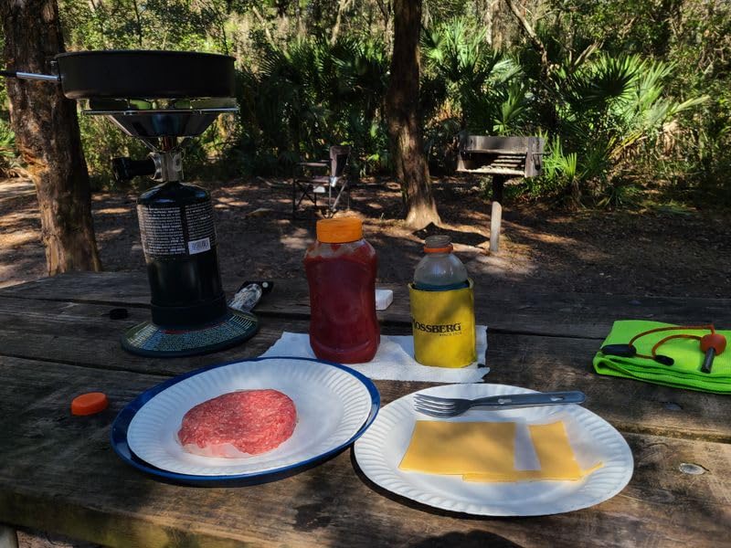 Coleman Bottletop Propane Stove, 7,650 BTU Camping Cooker customer photo 1