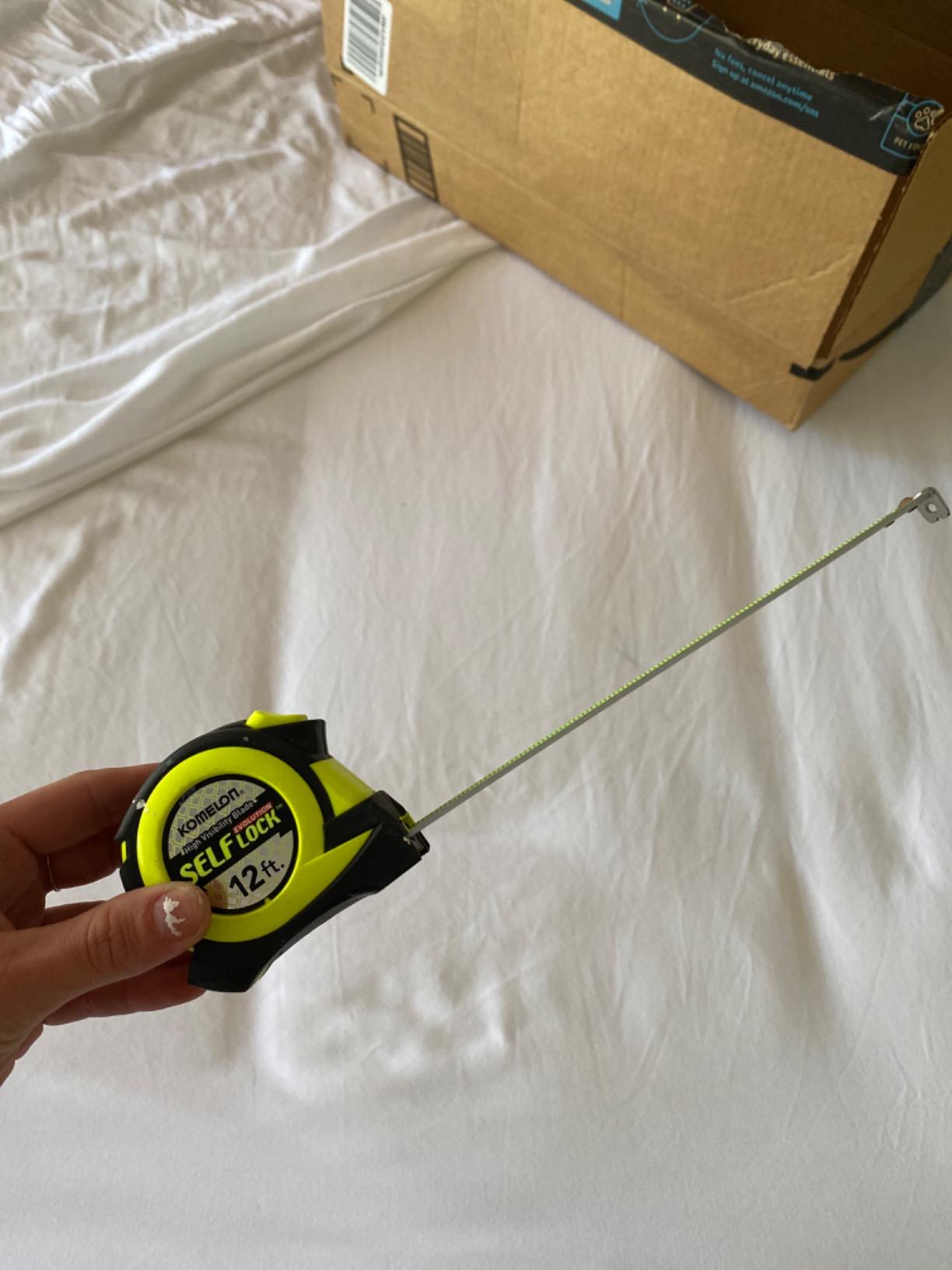 Komelon SL2825 Self Lock 25-Foot Power Tape customer photo 2