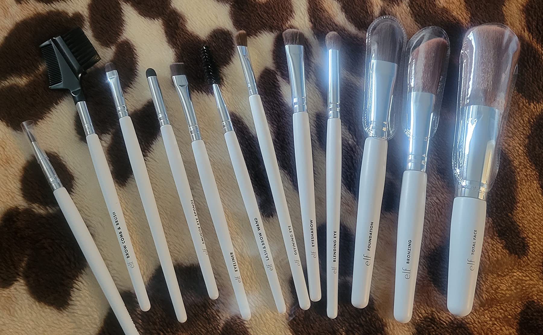 e.l.f. Professional Set of 12 Makeup Brushes, Pro-Worthy Makeup Brushes For A Flawless Full-Face Application, Vegan & Cruelty-Free customer photo 2