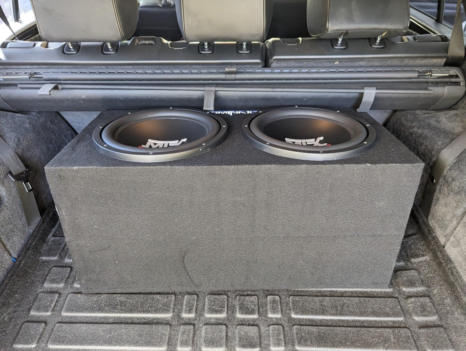 MTX Terminator Dual 12
