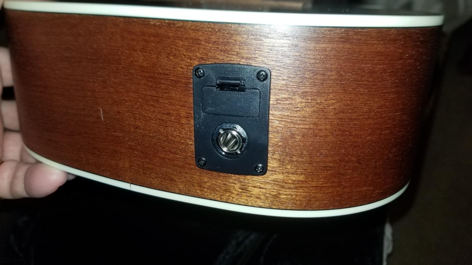 Kala KA-CE Satin Mahogany Concert Acoustic-Electric Ukulele customer photo 2