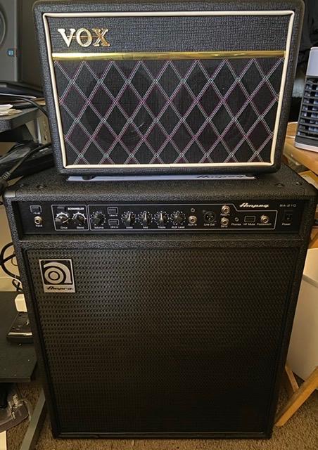 Vox Pathfinder Bass 10 2x5 inch 10 Watt Bass Guitar Amplifier customer photo 2
