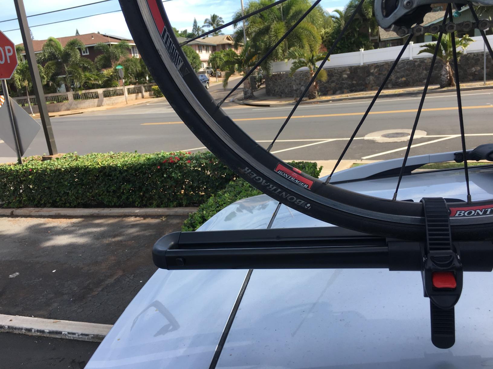 Yakima FrontLoader Rooftop Bike Rack Mount, Car & SUV Roof Carrier customer photo 2
