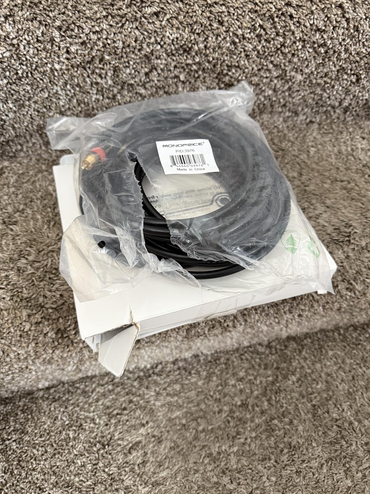 Monoprice 10ft Coaxial Audio/Video RCA CL2 Rated Cable - RG6/U 75ohm (for S/PDIF, Digital Coax, Subwoofer, and Compos customer photo 1