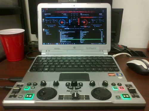 Numark DJ 2 Go Ultra-Portable USB DJ Controller for Mac or PC customer photo 1