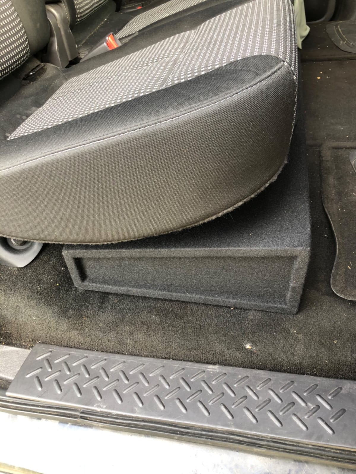 Rockford Fosgate Prime R2S-1X12 Loaded 12” Slim Subwoofer in Enclosure customer photo 1