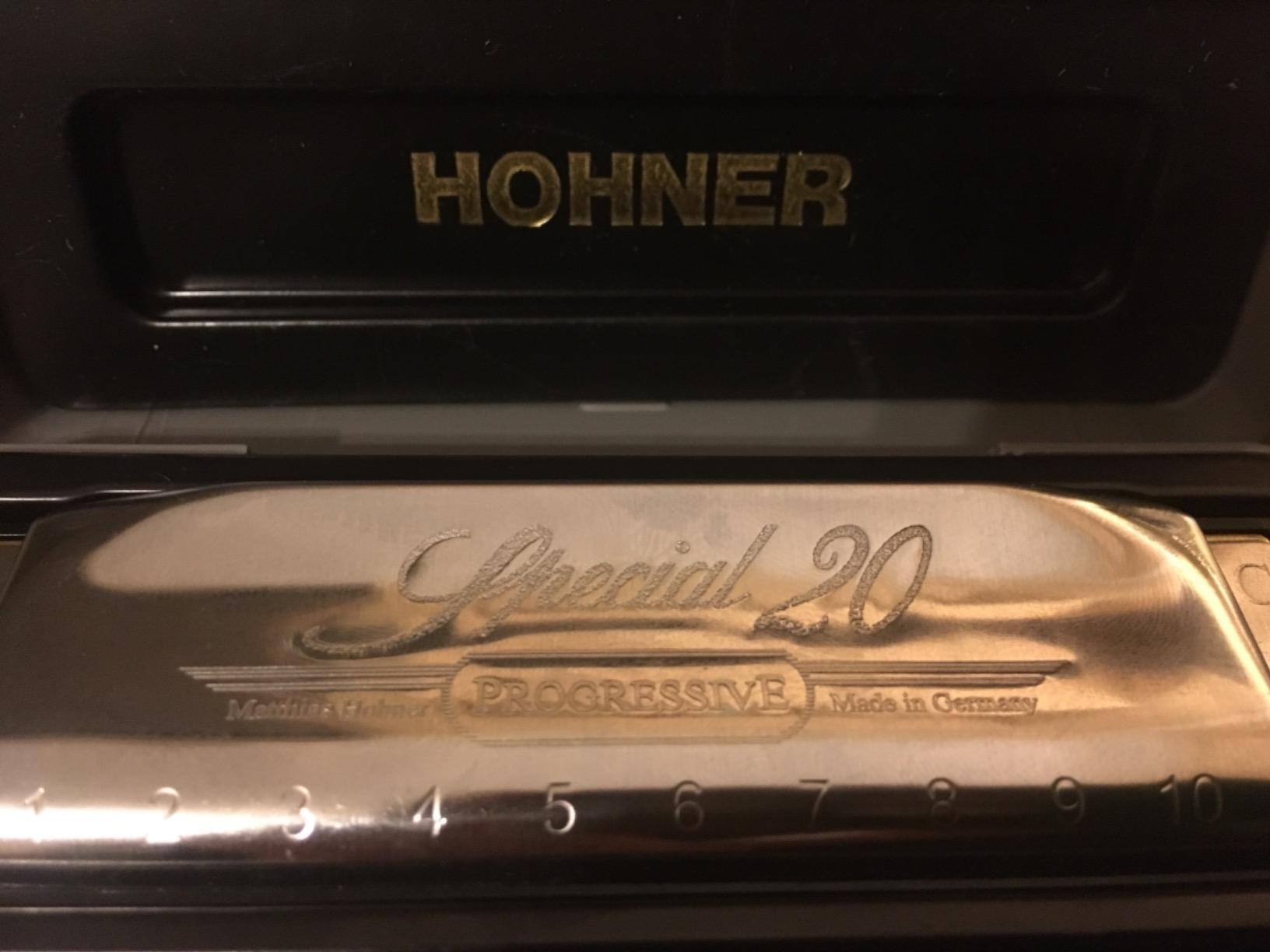Hohner Special 20 Diatonic Harmonica, C-major - Professional, Responsive Reeds, Injection Molded Plastic Comb with Projecting Mouthpiece customer photo 1