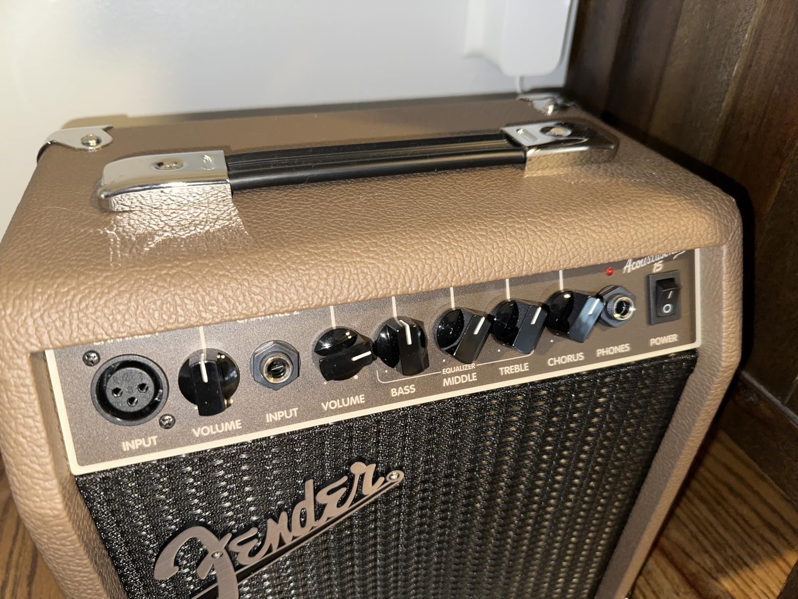 Fender Acoustasonic 15 Acoustic Guitar Amplifier, 15W Portable Combo Amp customer photo 2