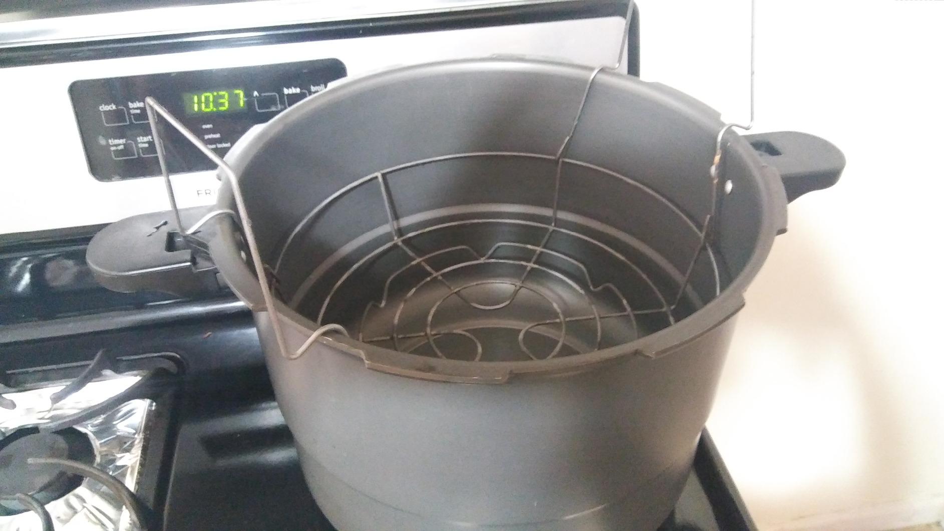 Granite Ware Pressure Canner/Cooker/Steamer, 20-Quart customer photo 1