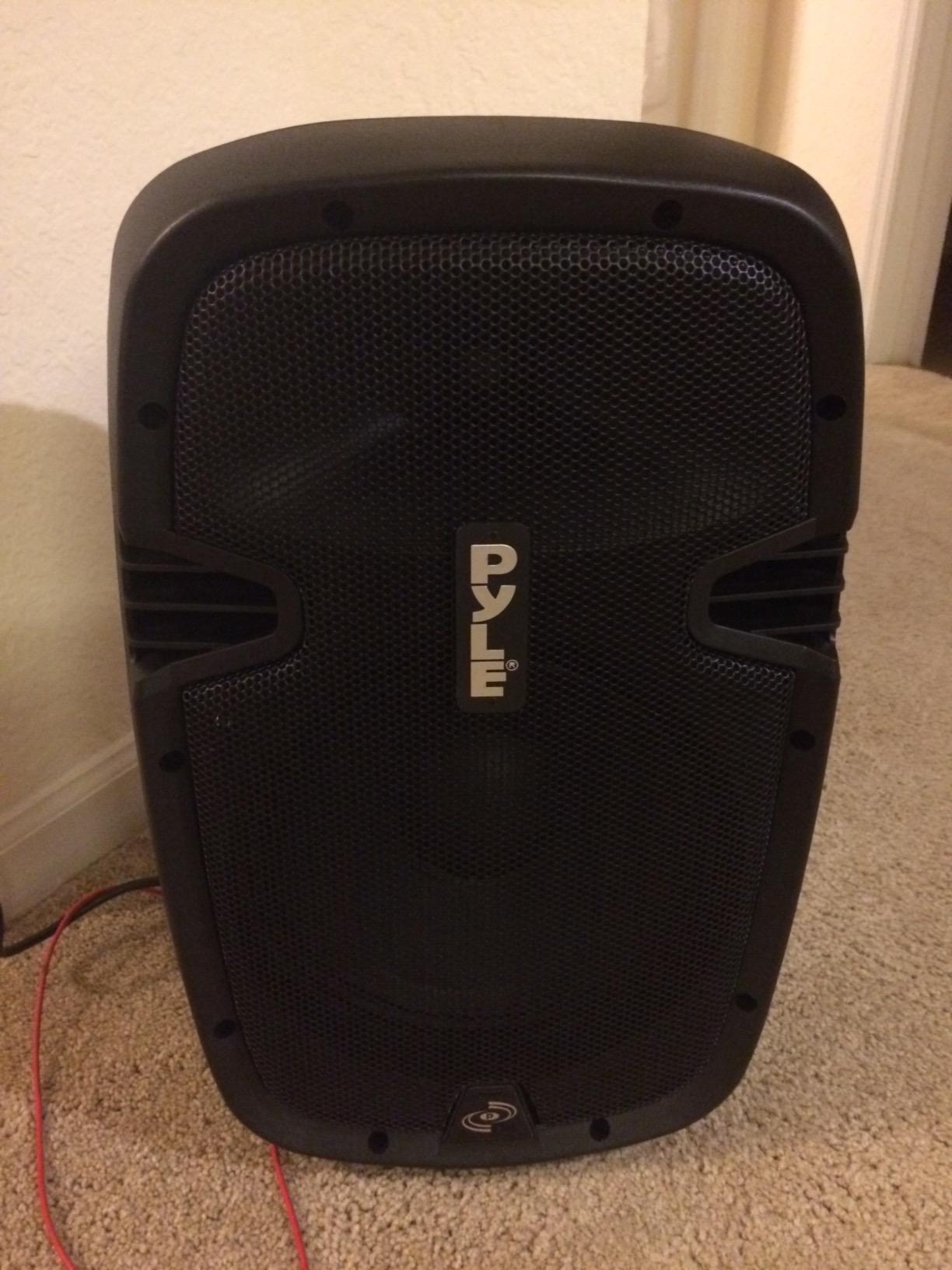 PYLE-PRO 1000W Powered Bluetooth PA System Speakers - Active DJ Speakers with 10 Inch Subwoofer Monitor Speaker and Built-in USB for Audio, Music, Concerts, Band - PPHP1037UB, Black customer photo 2