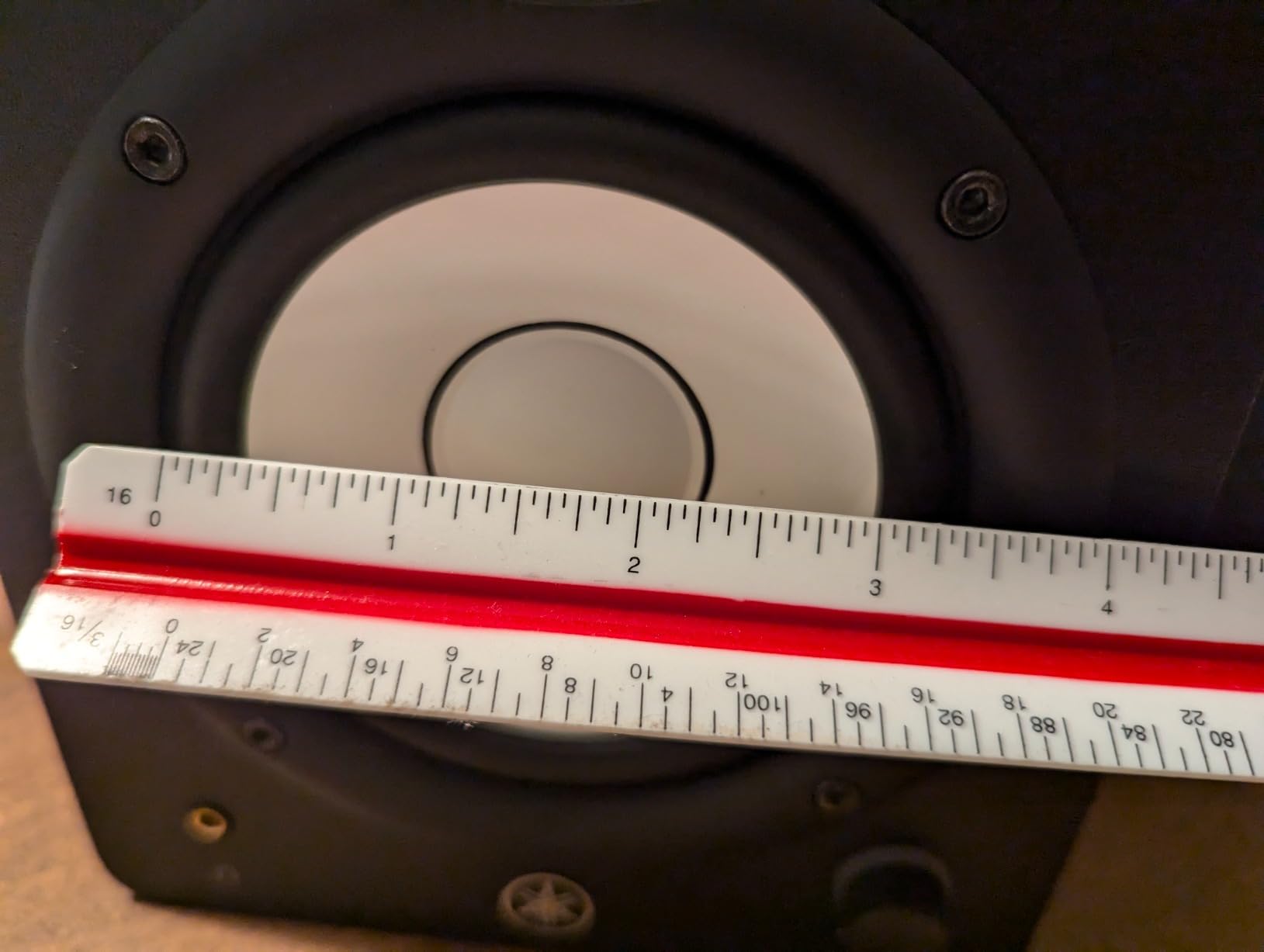 YAMAHA HS8 Studio Monitor, Black, 8 Inch customer photo 1