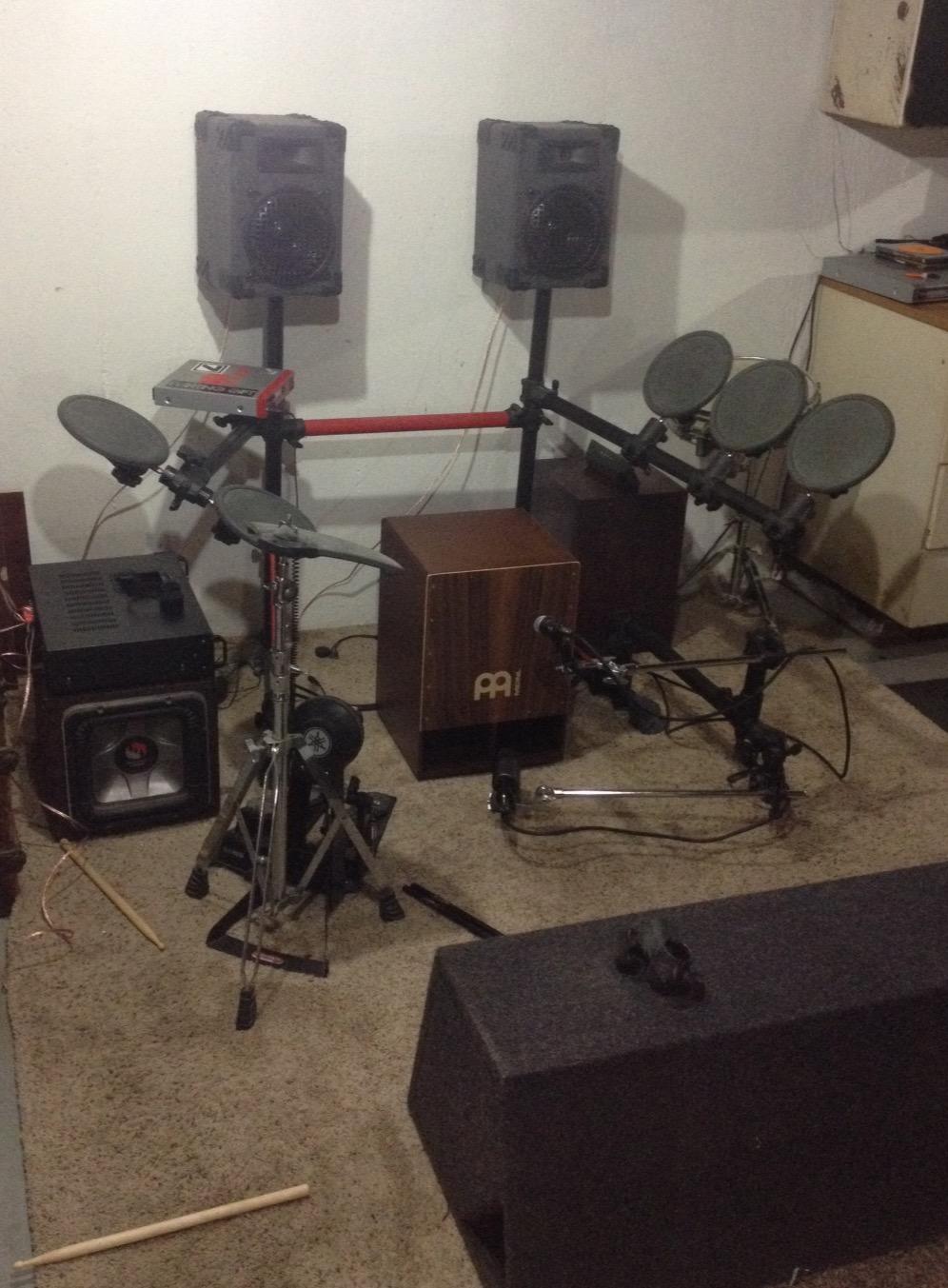 Meinl Percussion SUBCAJ5WN Jumbo Bass Subwoofer Cajon with Internal Snares, Walnut (VIDEO) customer photo 2
