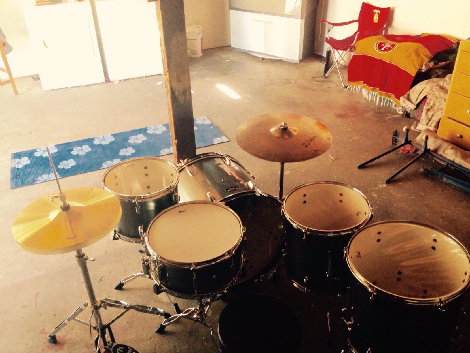 Pearl Roadshow Drum Set 5-Piece Complete Kit with Cymbals and Stands, Bronze Metallic (RS525WFC/C707) customer photo 2