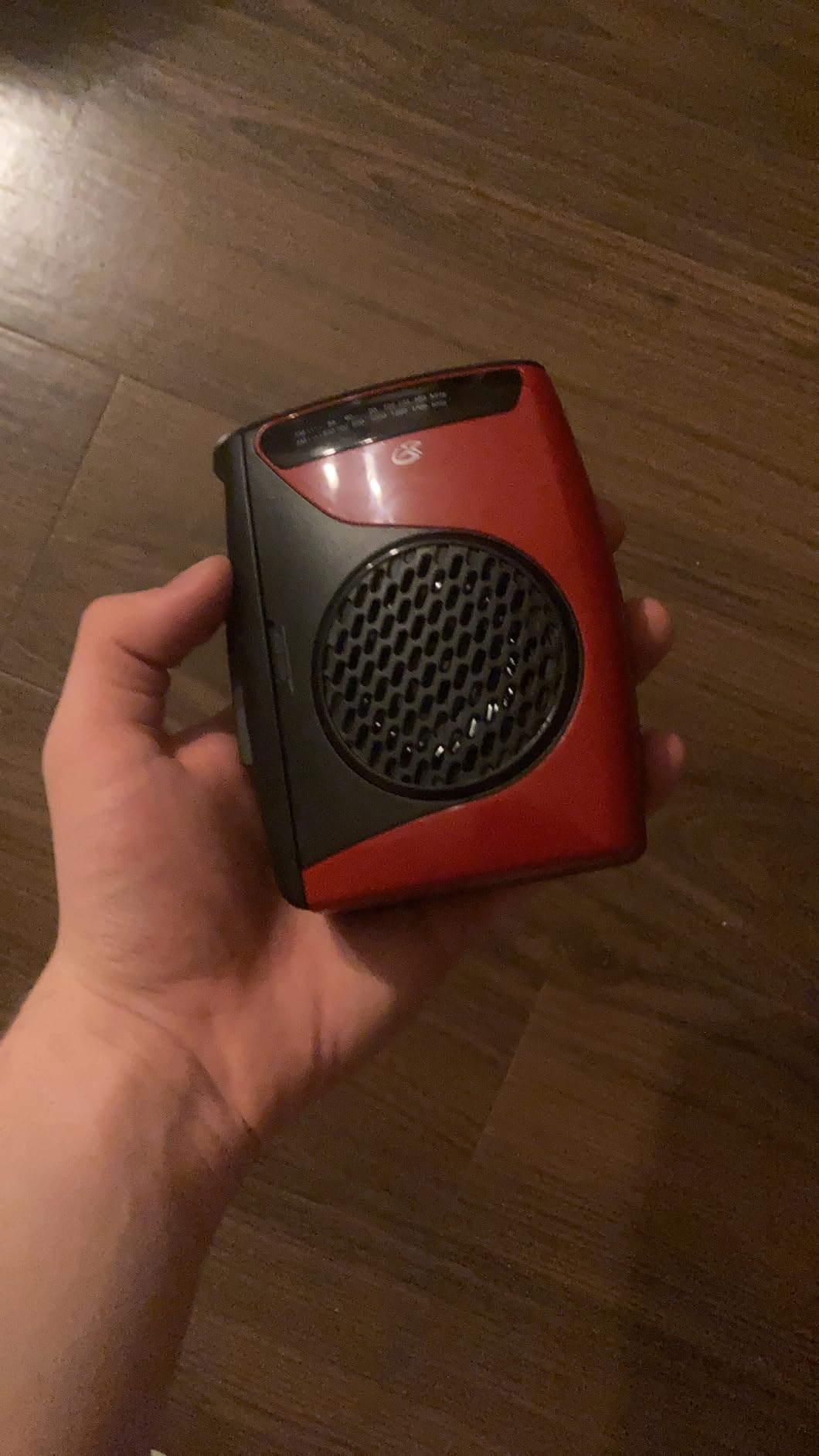 GPX Portable Cassette Player, Compatible With Headphone, 3.54 x 1.57 x 4.72 Inches, Requires 2 AA Batteries - Not Included, Red/Black (CAS337B) Black/Red customer photo 1